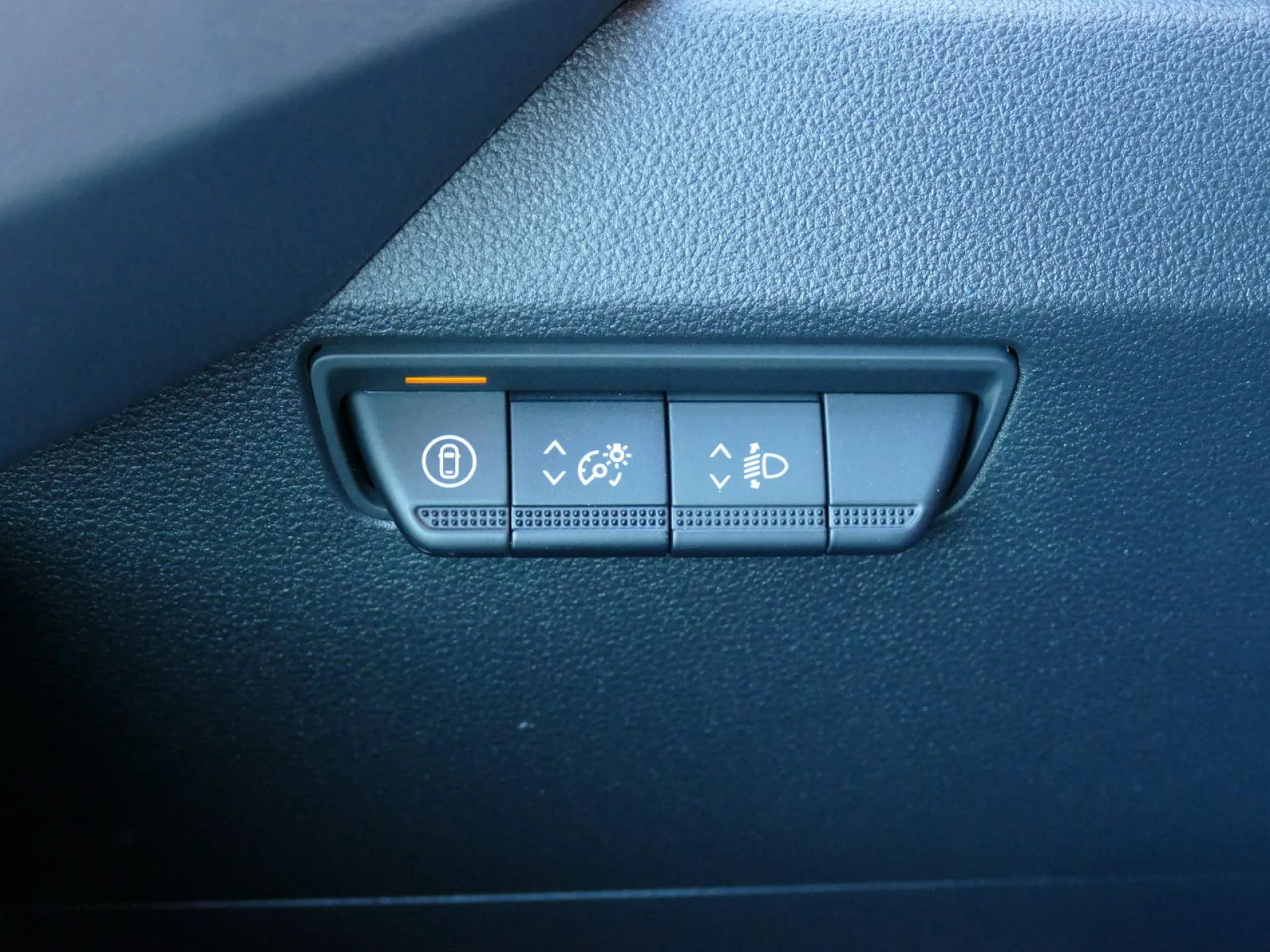 RENAULT MASTER - Miniature 14 sur 26 - Cliquer pour voir cette photo