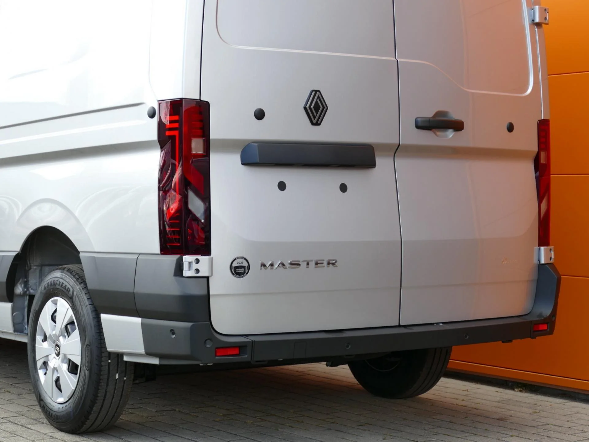 RENAULT MASTER - Miniature 29 sur 31 - Cliquer pour voir cette photo