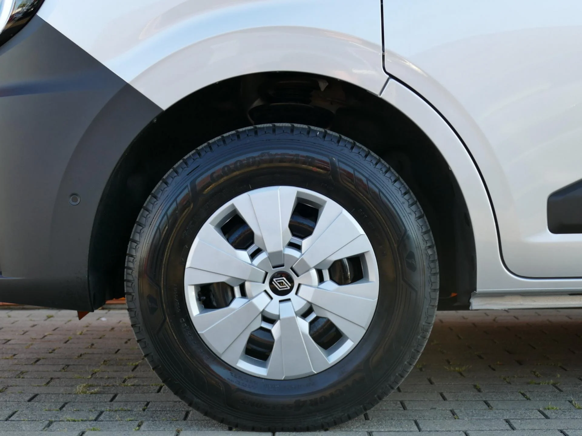 RENAULT MASTER - Miniature 23 sur 26 - Cliquer pour voir cette photo