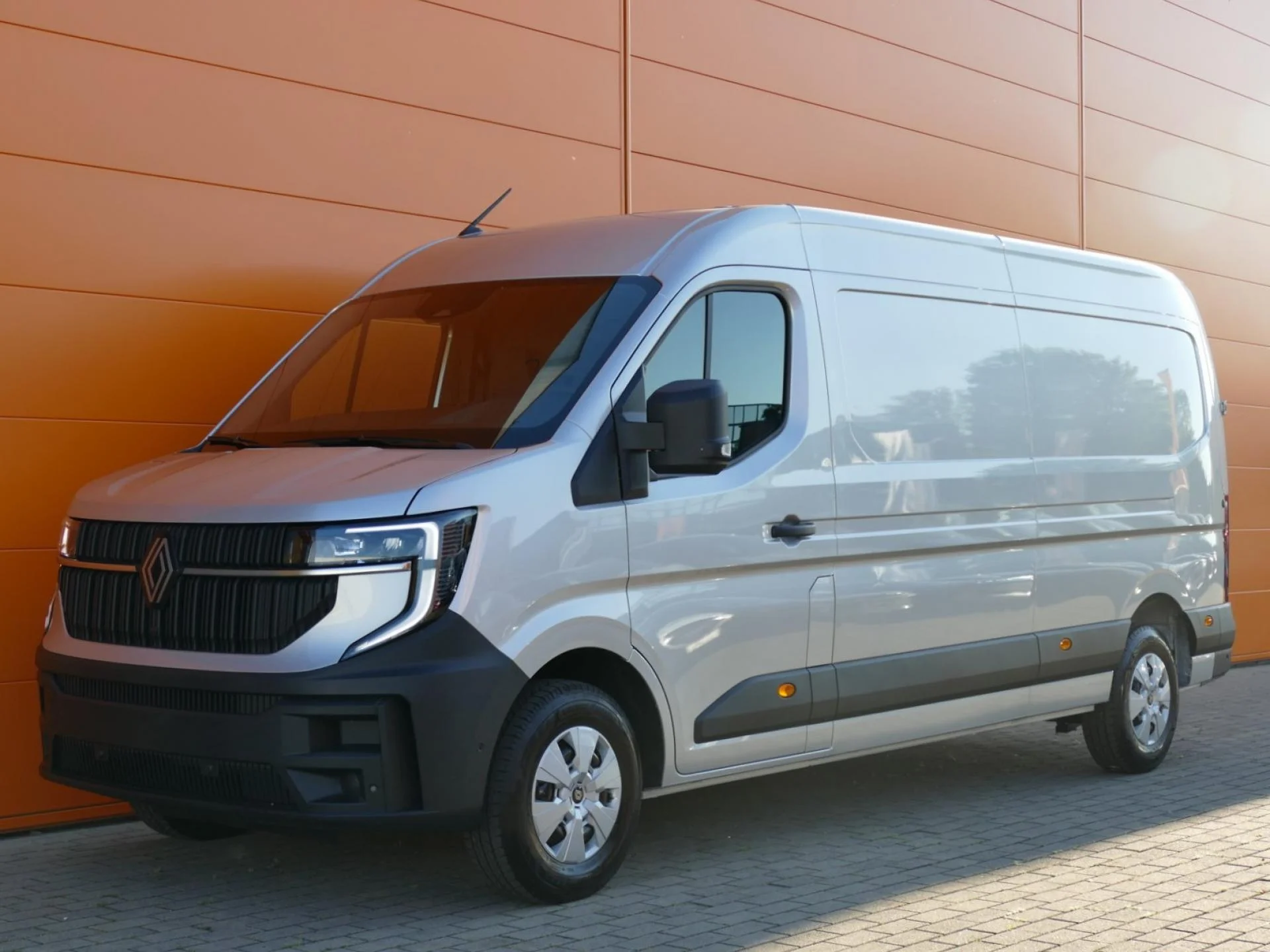 RENAULT MASTER - Miniature 22 sur 26 - Cliquer pour voir cette photo