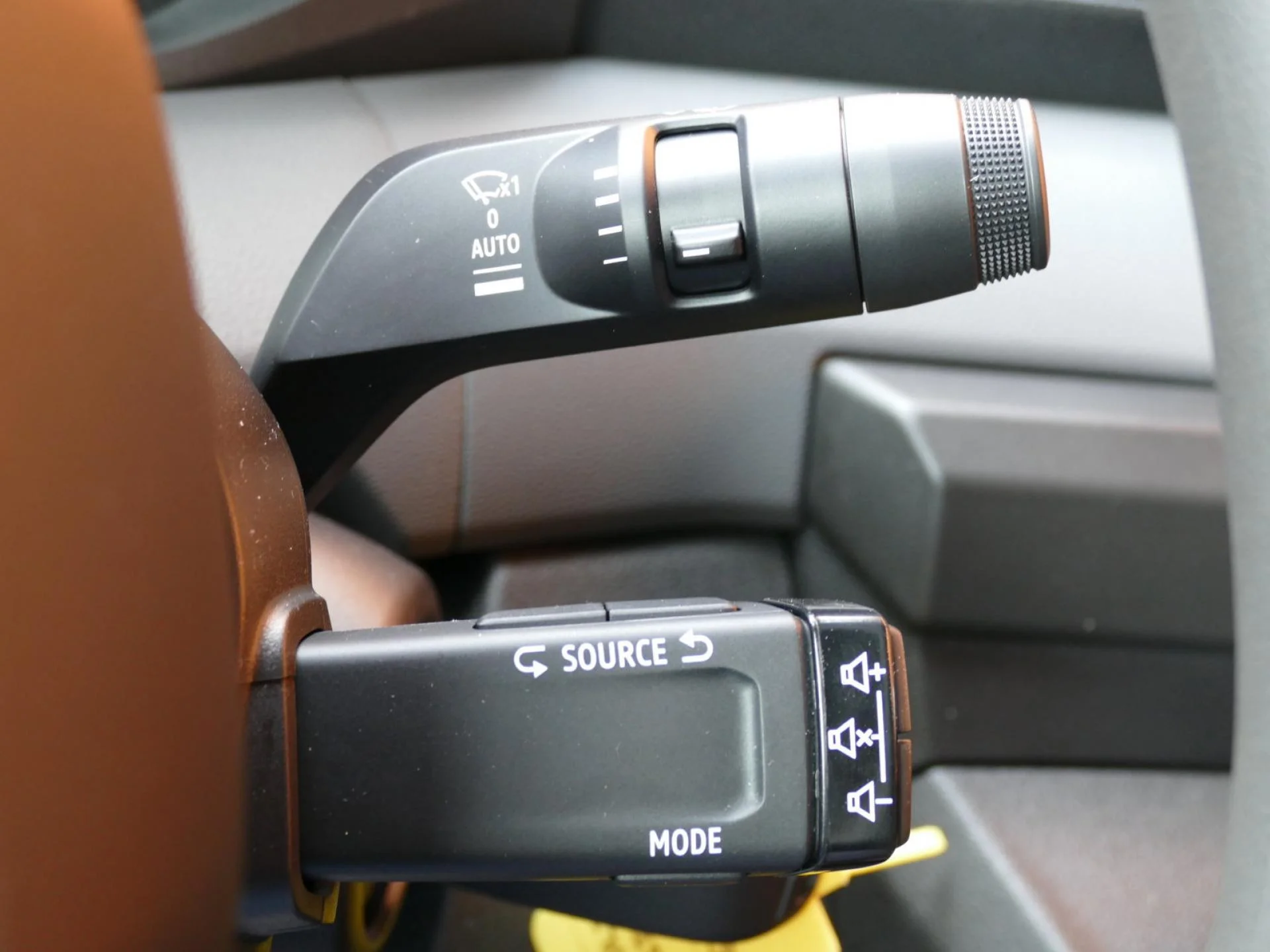 RENAULT MASTER - Miniature 19 sur 27 - Cliquer pour voir cette photo