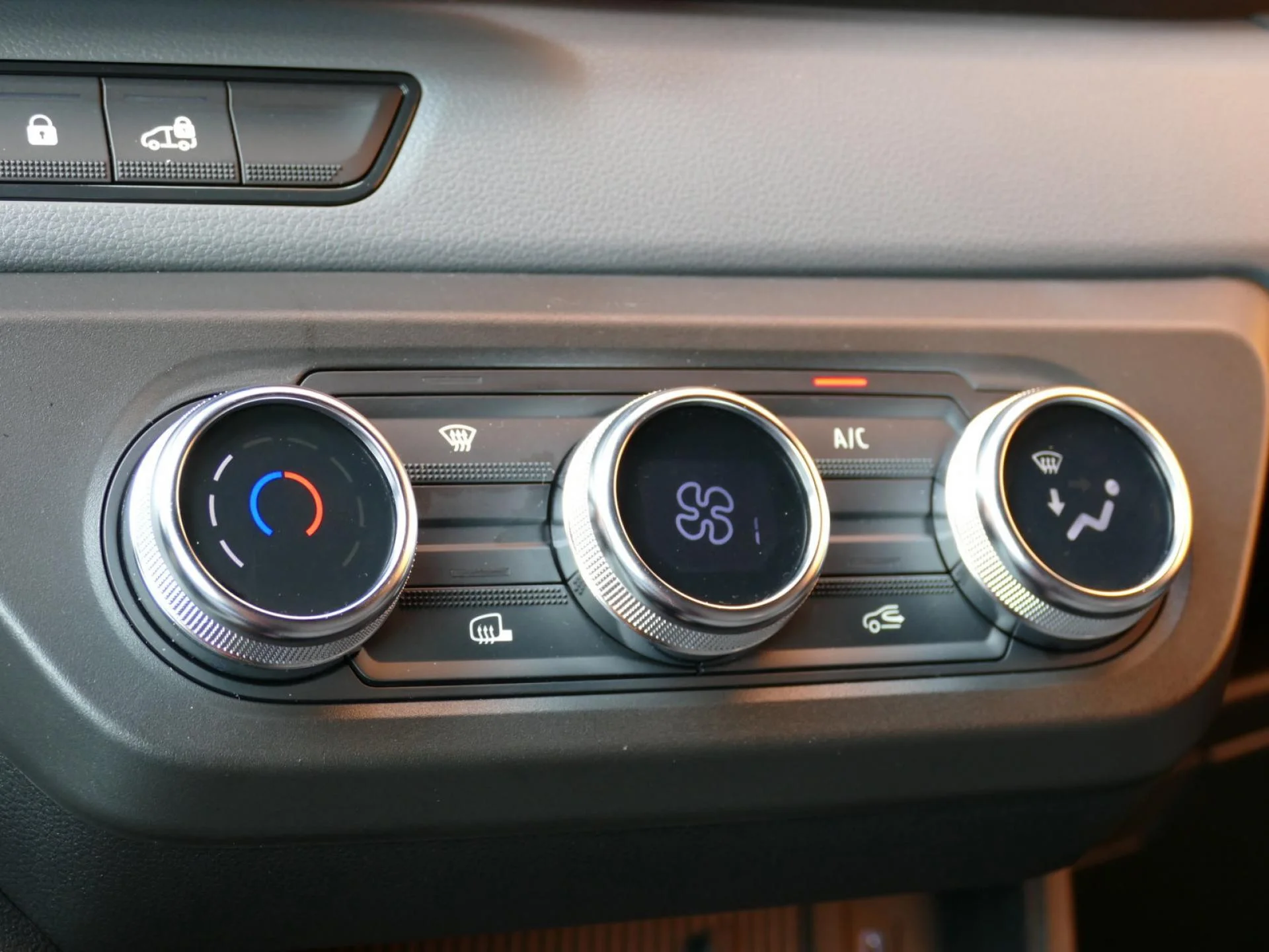 RENAULT MASTER - Miniature 9 sur 27 - Cliquer pour voir cette photo