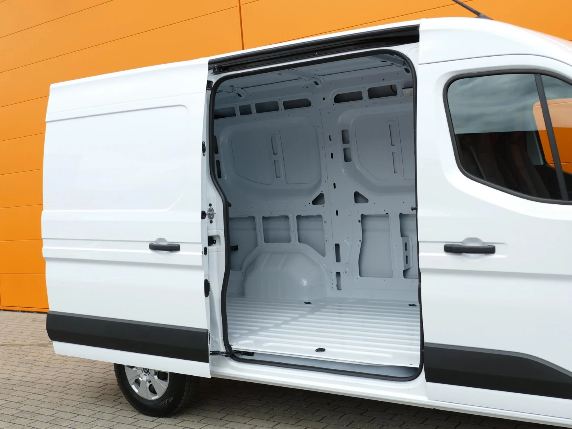 RENAULT MASTER - Miniature 4 sur 27 - Cliquer pour voir cette photo