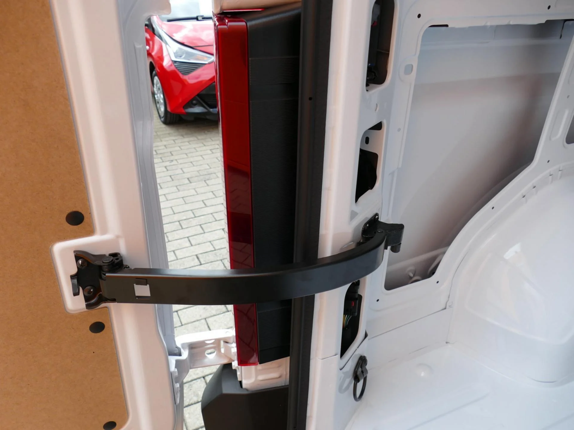 RENAULT MASTER - Miniature 21 sur 27 - Cliquer pour voir cette photo