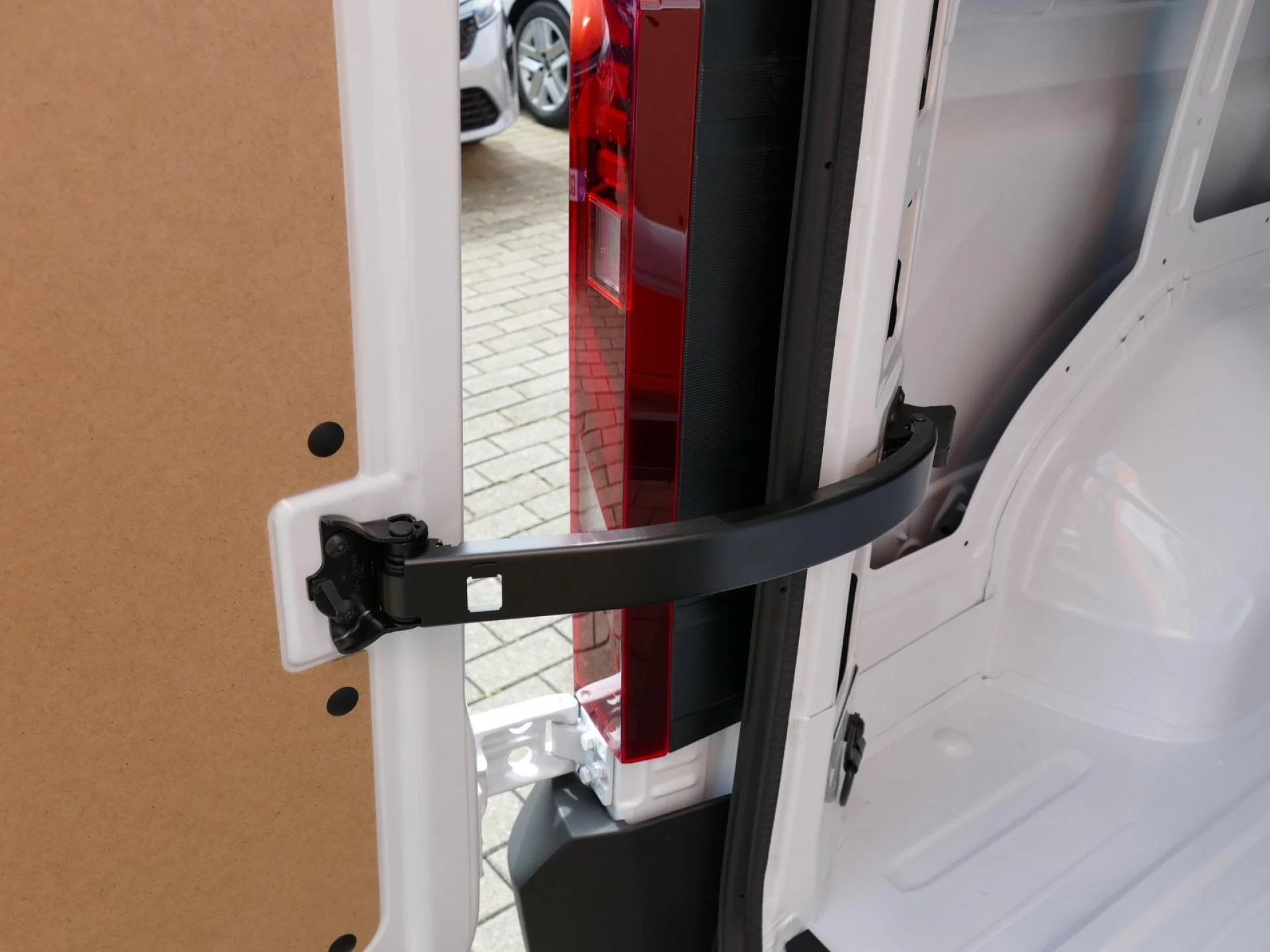 RENAULT MASTER - Miniature 26 sur 32 - Cliquer pour voir cette photo