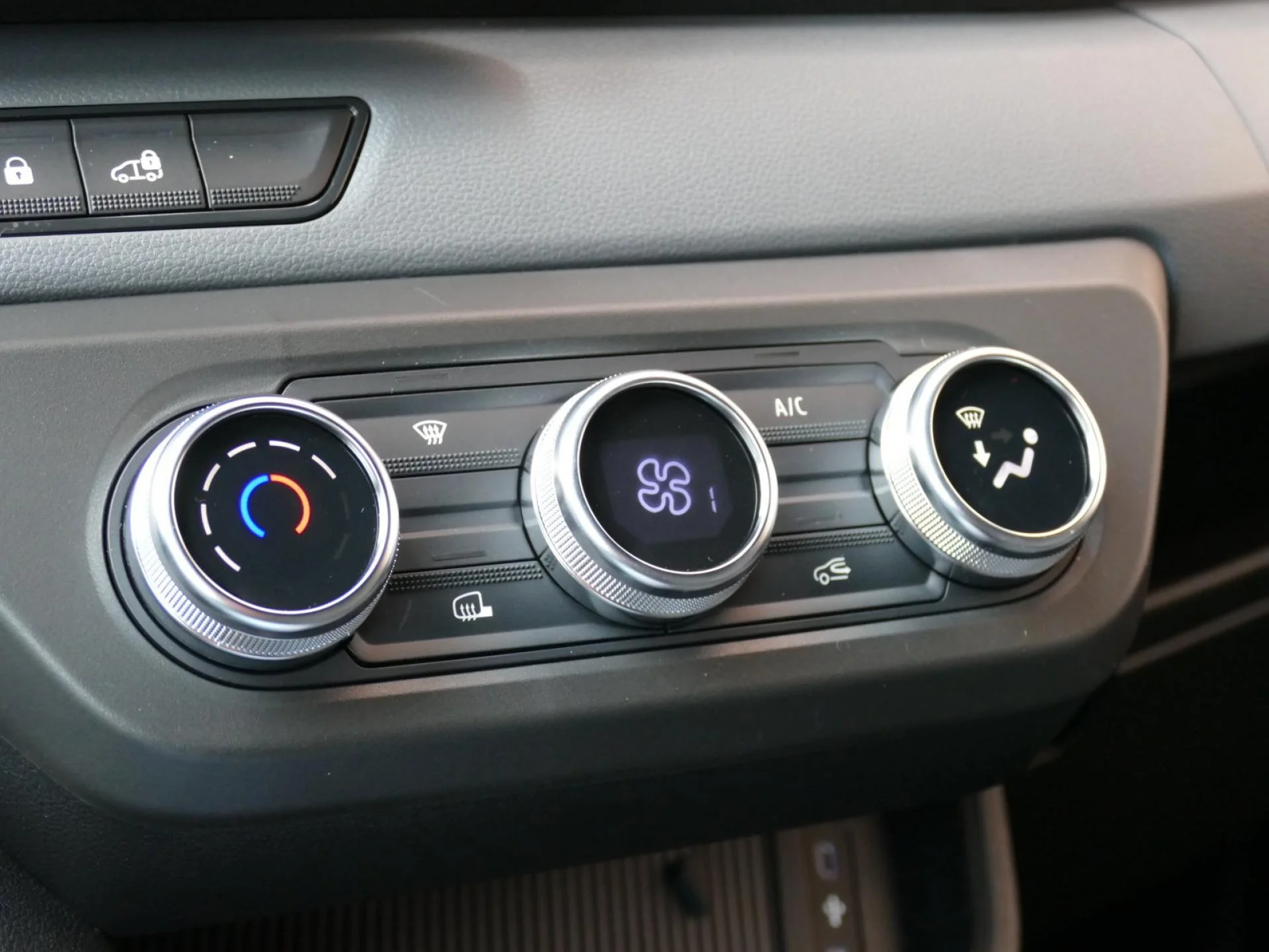 RENAULT MASTER - Miniature 10 sur 27 - Cliquer pour voir cette photo