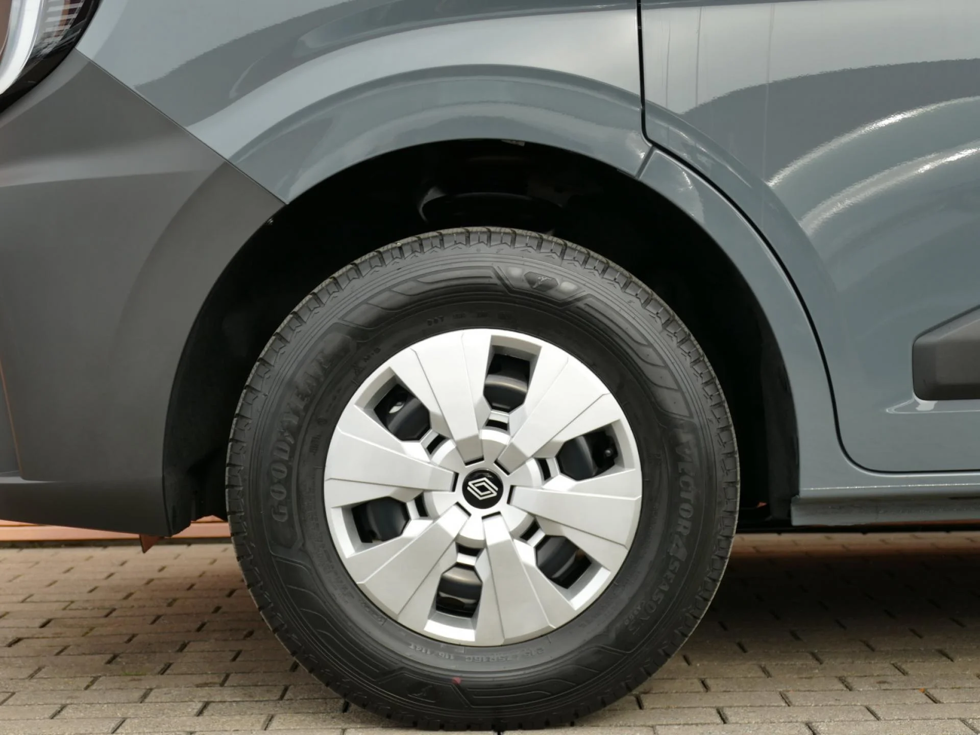 RENAULT MASTER - Miniature 32 sur 33 - Cliquer pour voir cette photo