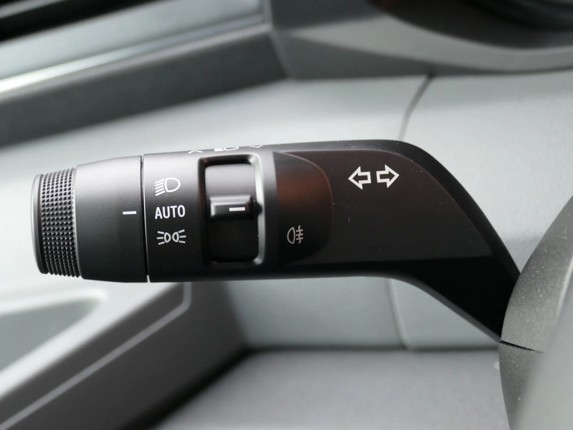 RENAULT MASTER - Miniature 22 sur 33 - Cliquer pour voir cette photo