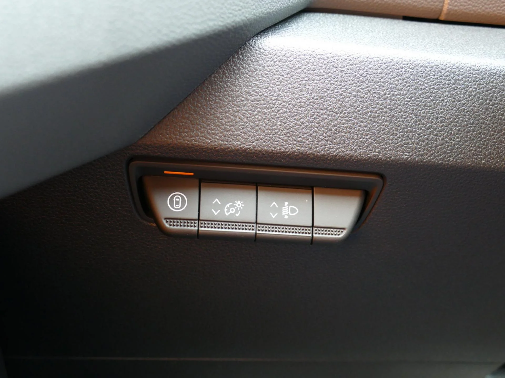 RENAULT MASTER - Miniature 16 sur 28 - Cliquer pour voir cette photo