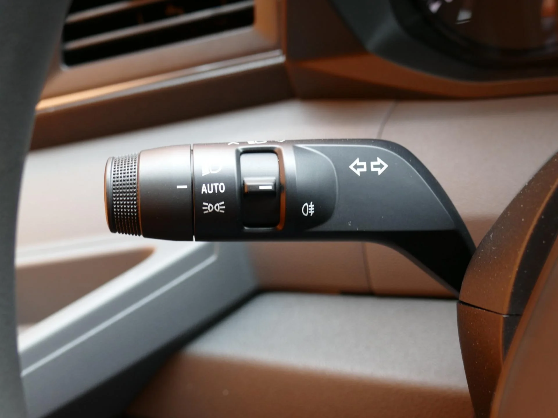 RENAULT MASTER - Miniature 21 sur 28 - Cliquer pour voir cette photo