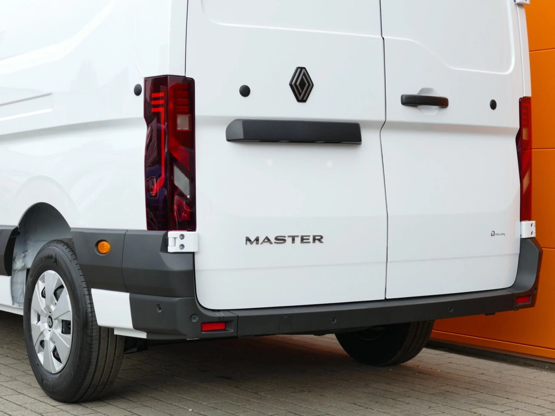 RENAULT MASTER - Miniature 26 sur 28 - Cliquer pour voir cette photo