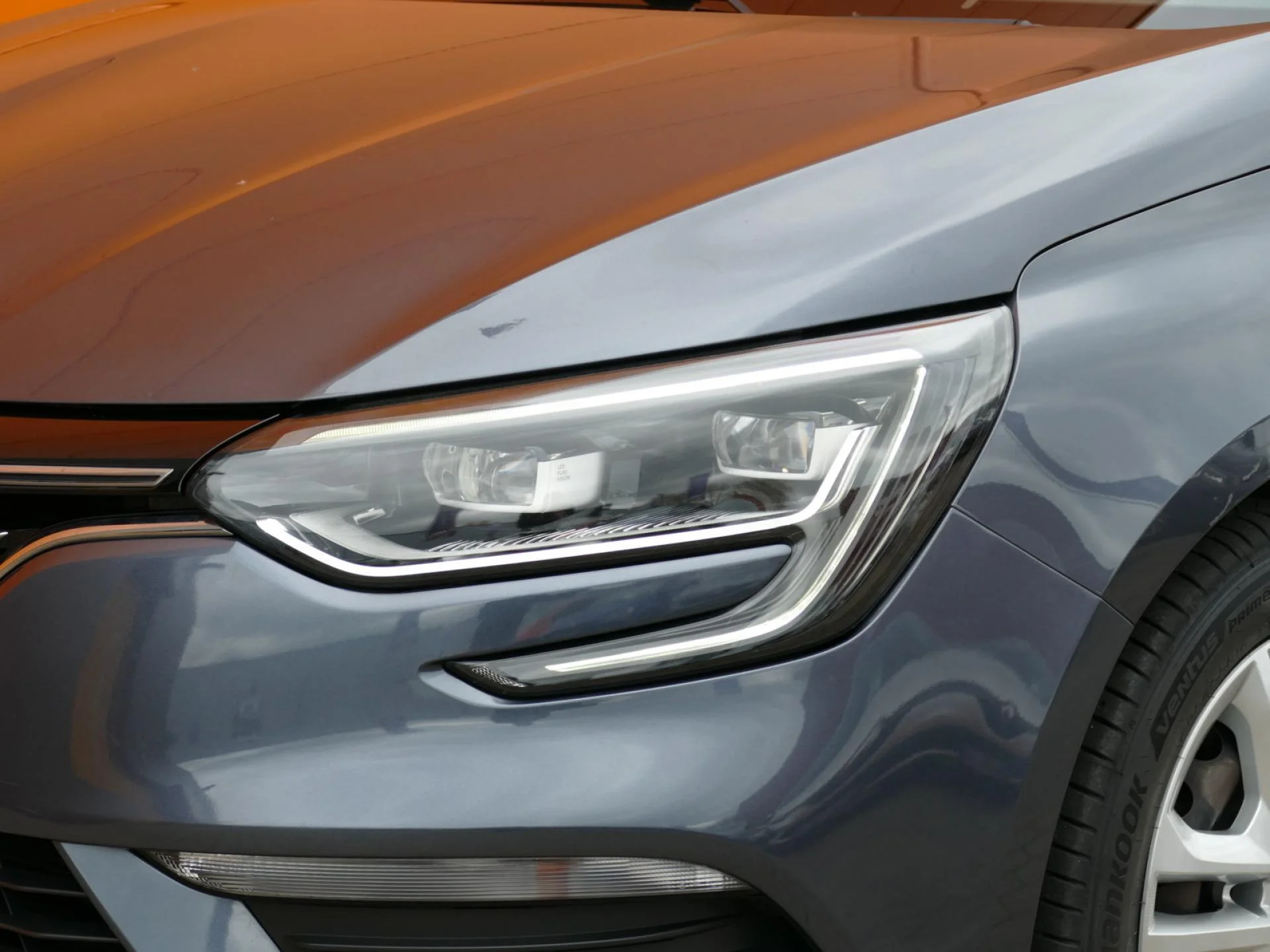 RENAULT MEGANE - Miniature 21 sur 29 - Cliquer pour voir cette photo