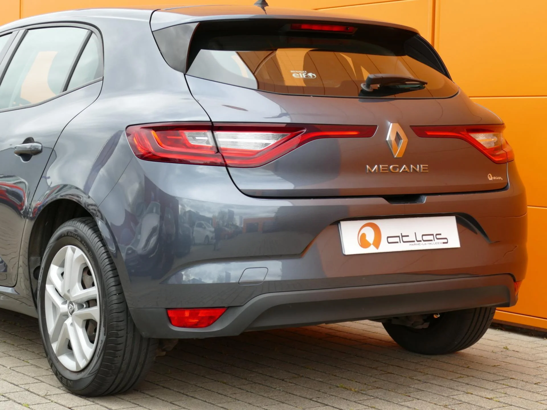 RENAULT MEGANE - Miniature 23 sur 29 - Cliquer pour voir cette photo