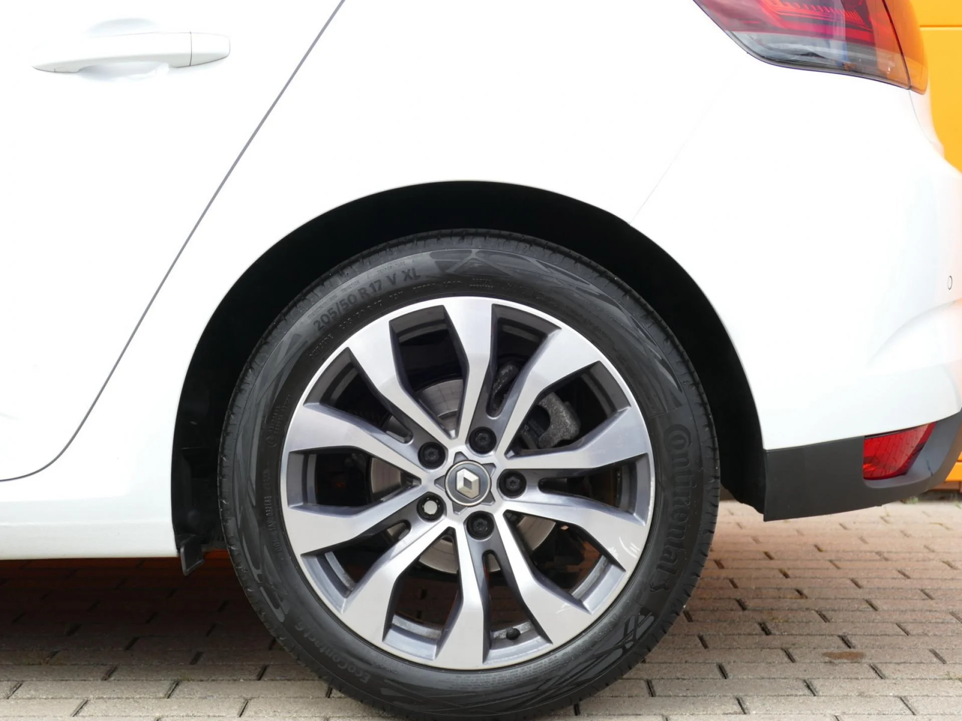 RENAULT MEGANE - Miniature 34 sur 34 - Cliquer pour voir cette photo