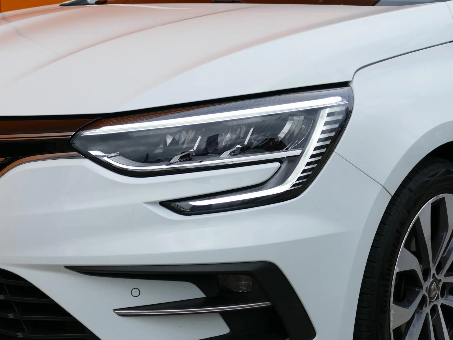 RENAULT MEGANE - Miniature 31 sur 34 - Cliquer pour voir cette photo