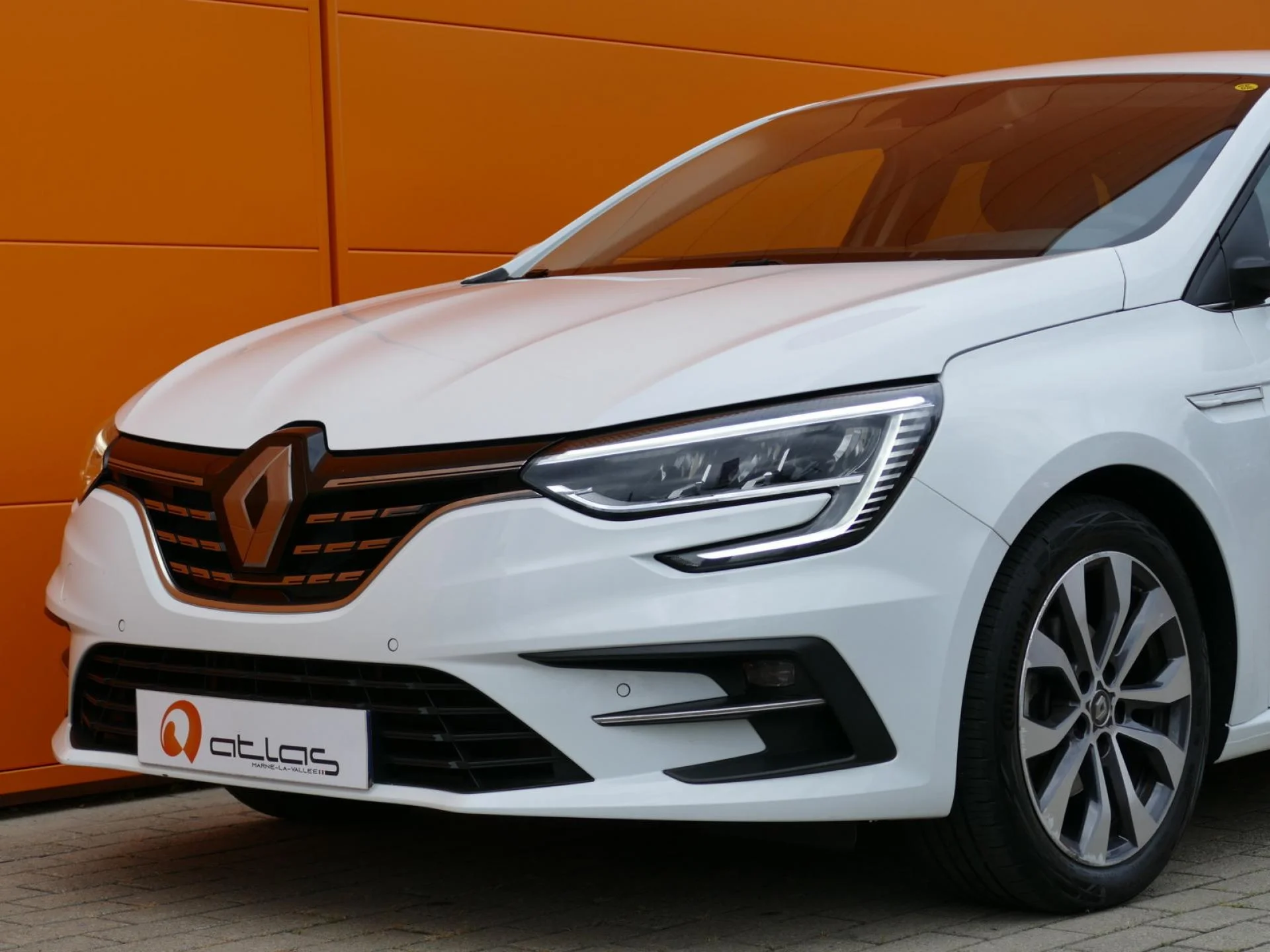 RENAULT MEGANE - Miniature 30 sur 34 - Cliquer pour voir cette photo