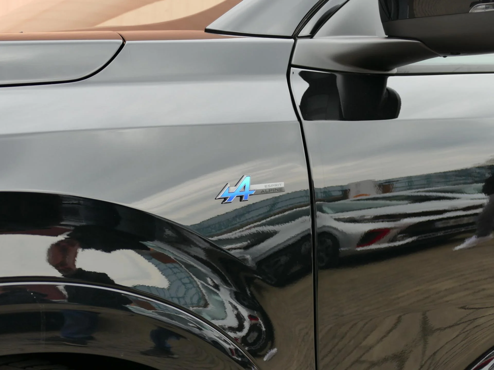 RENAULT RAFALE - Miniature 22 sur 38 - Cliquer pour voir cette photo