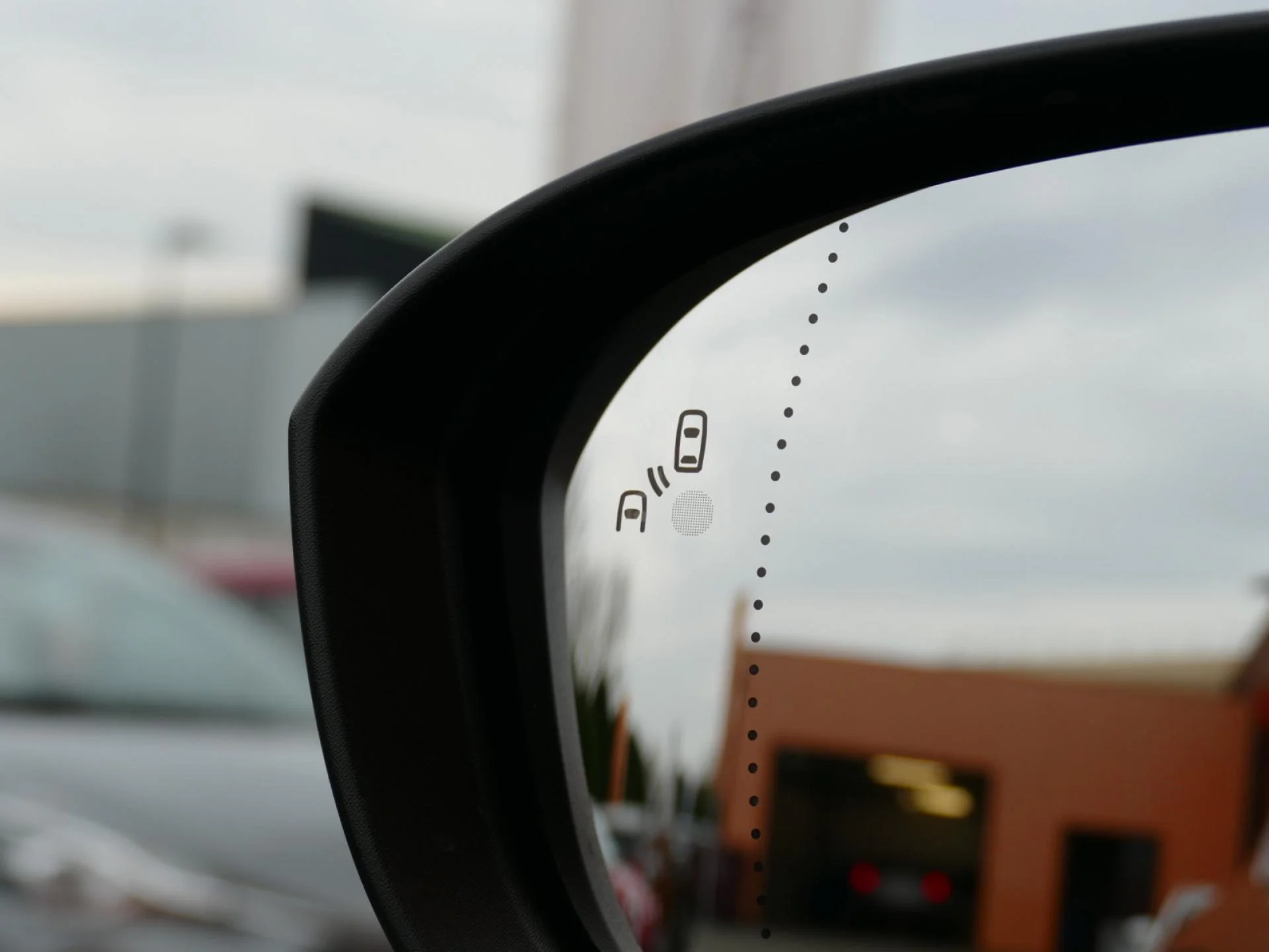 RENAULT RAFALE - Miniature 29 sur 31 - Cliquer pour voir cette photo