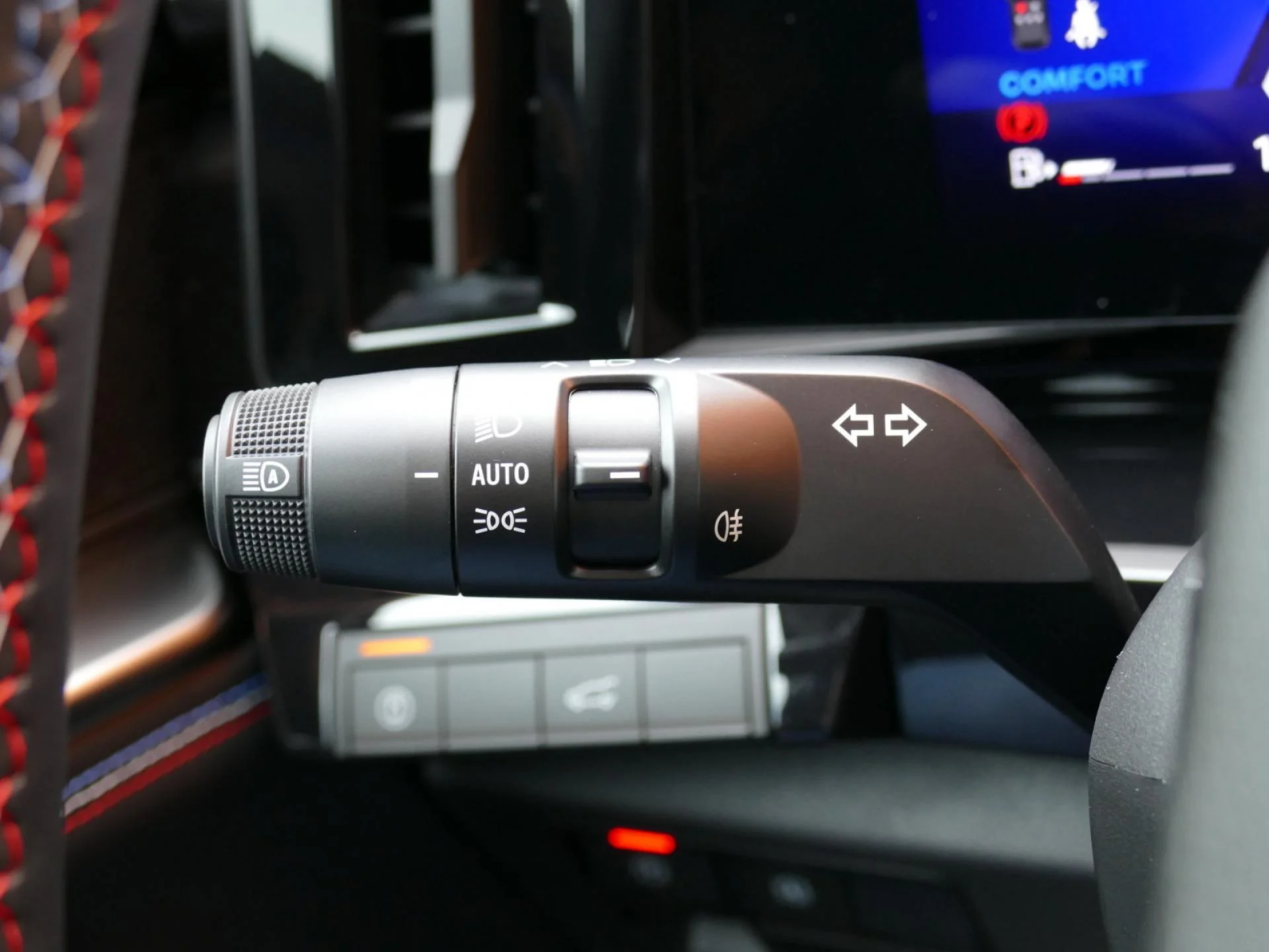 RENAULT RAFALE - Miniature 28 sur 32 - Cliquer pour voir cette photo