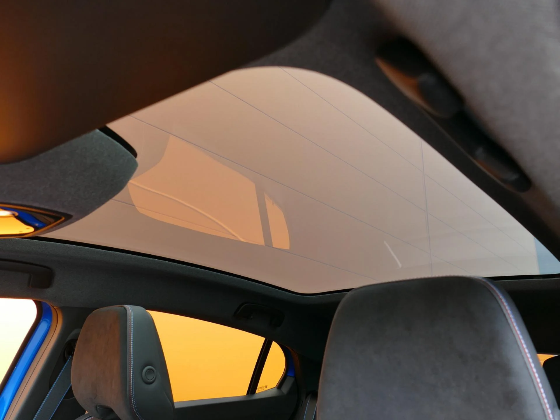 RENAULT RAFALE - Miniature 26 sur 32 - Cliquer pour voir cette photo