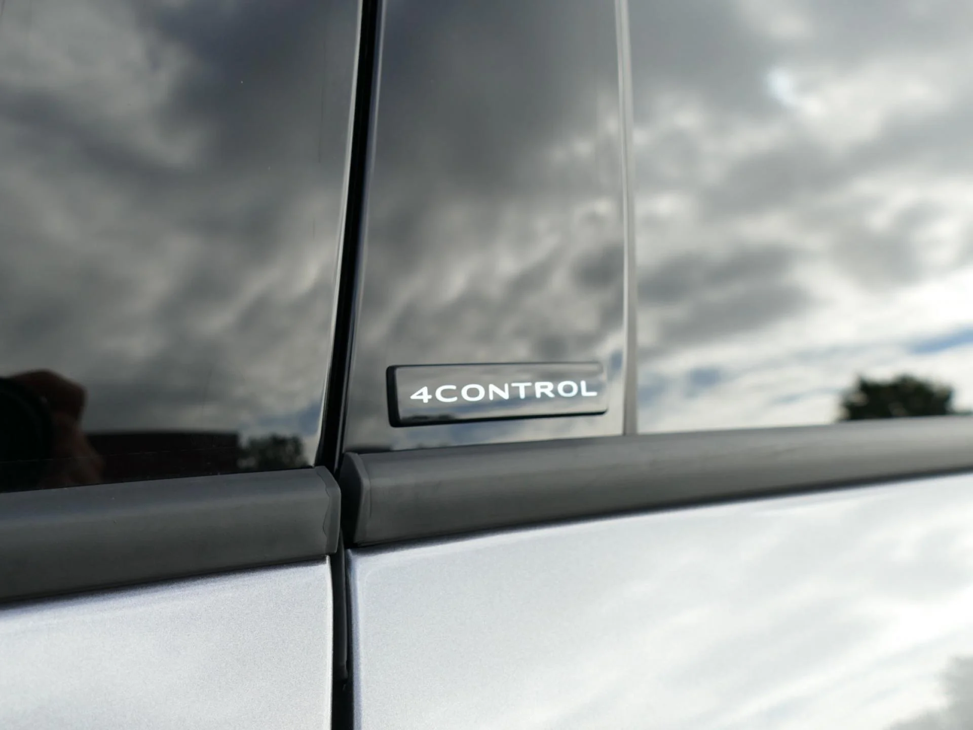 RENAULT RAFALE - Miniature 30 sur 32 - Cliquer pour voir cette photo