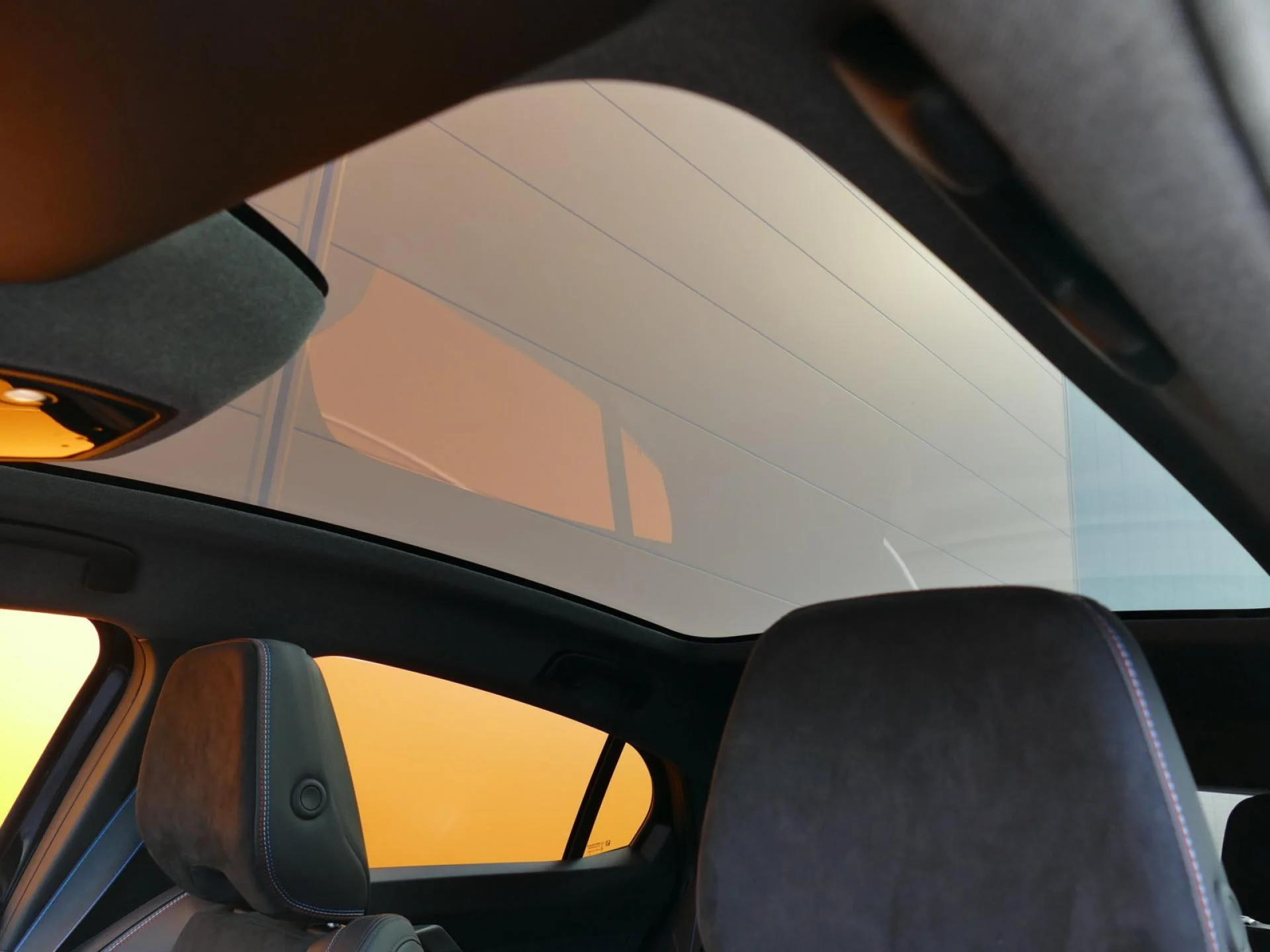 RENAULT RAFALE - Miniature 26 sur 32 - Cliquer pour voir cette photo