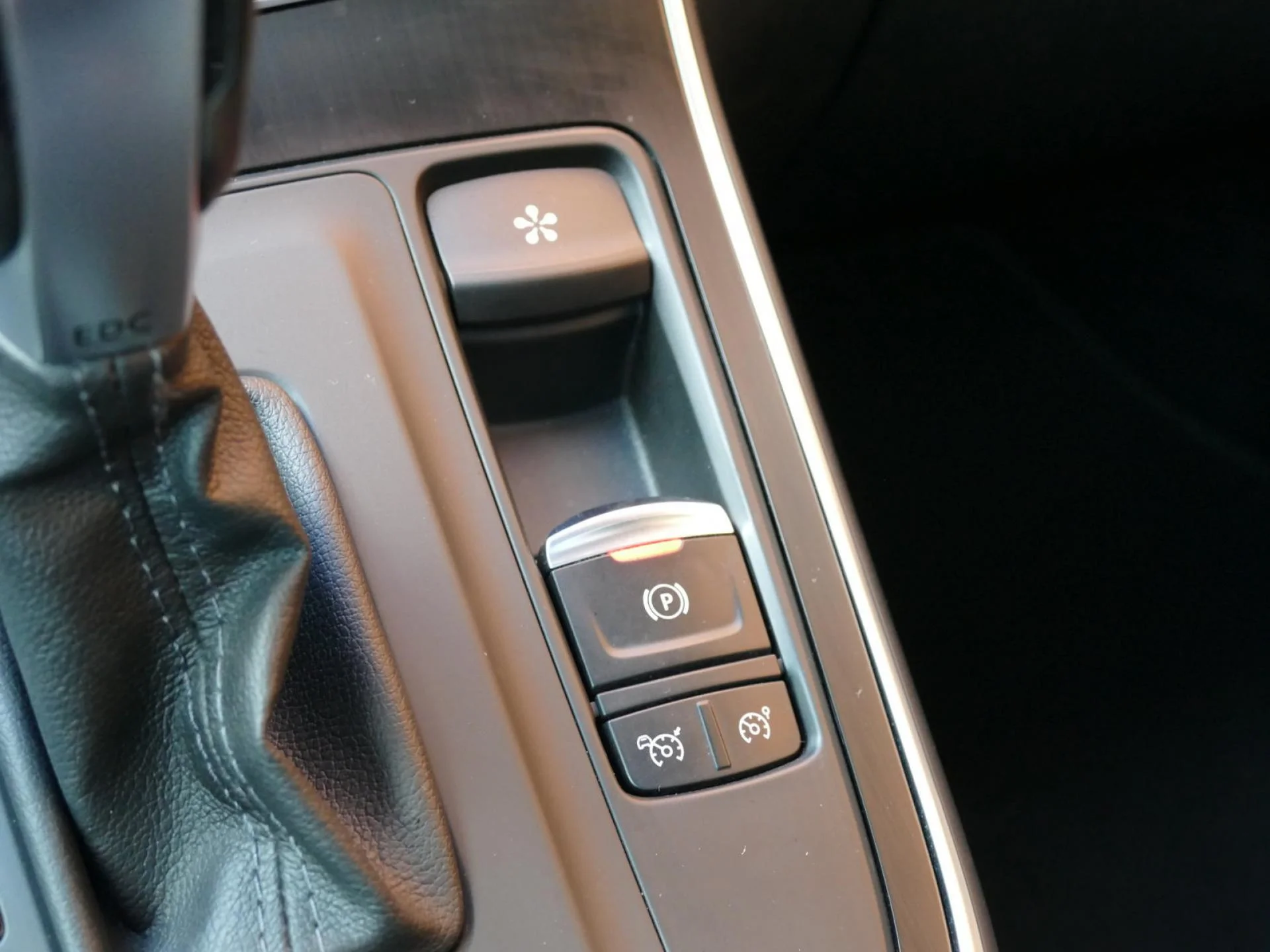 RENAULT SCENIC - Miniature 18 sur 33 - Cliquer pour voir cette photo