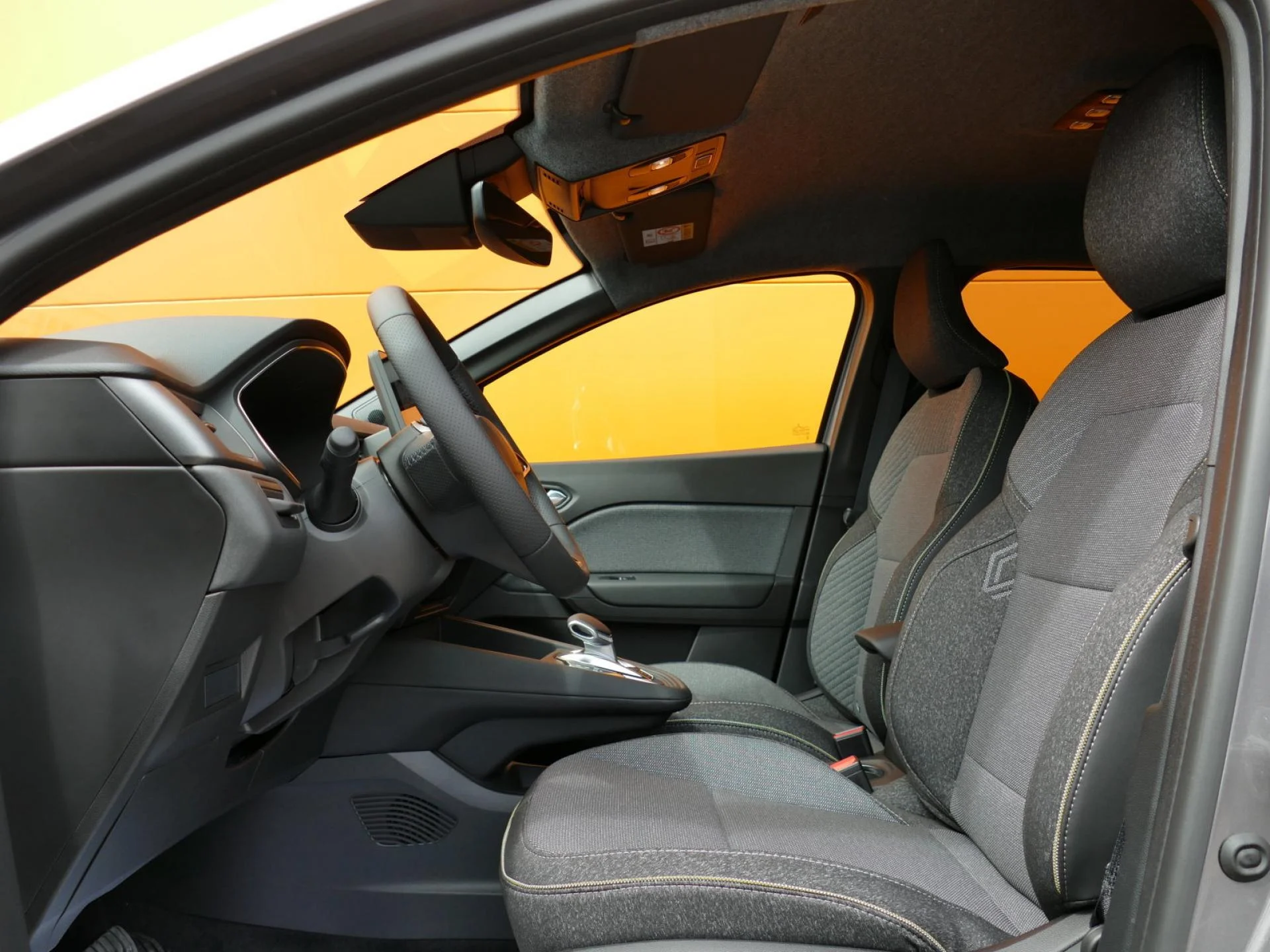 RENAULT Symbioz - Miniature 6 sur 32 - Cliquer pour voir cette photo