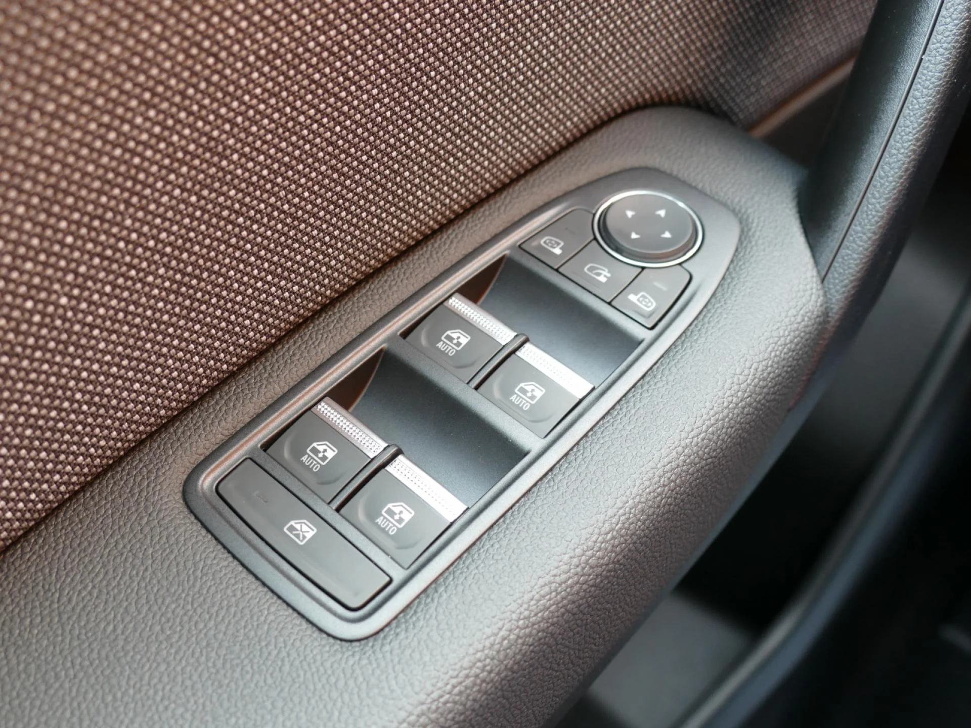 RENAULT Symbioz - Miniature 22 sur 32 - Cliquer pour voir cette photo