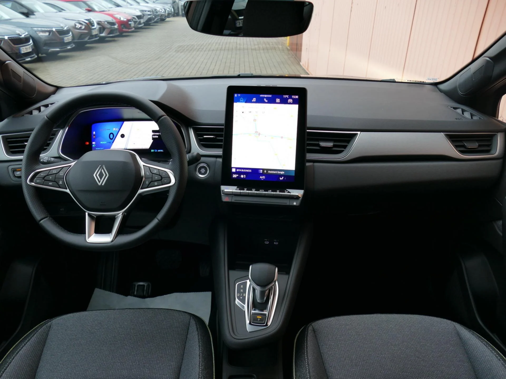 RENAULT Symbioz - Miniature 12 sur 32 - Cliquer pour voir cette photo