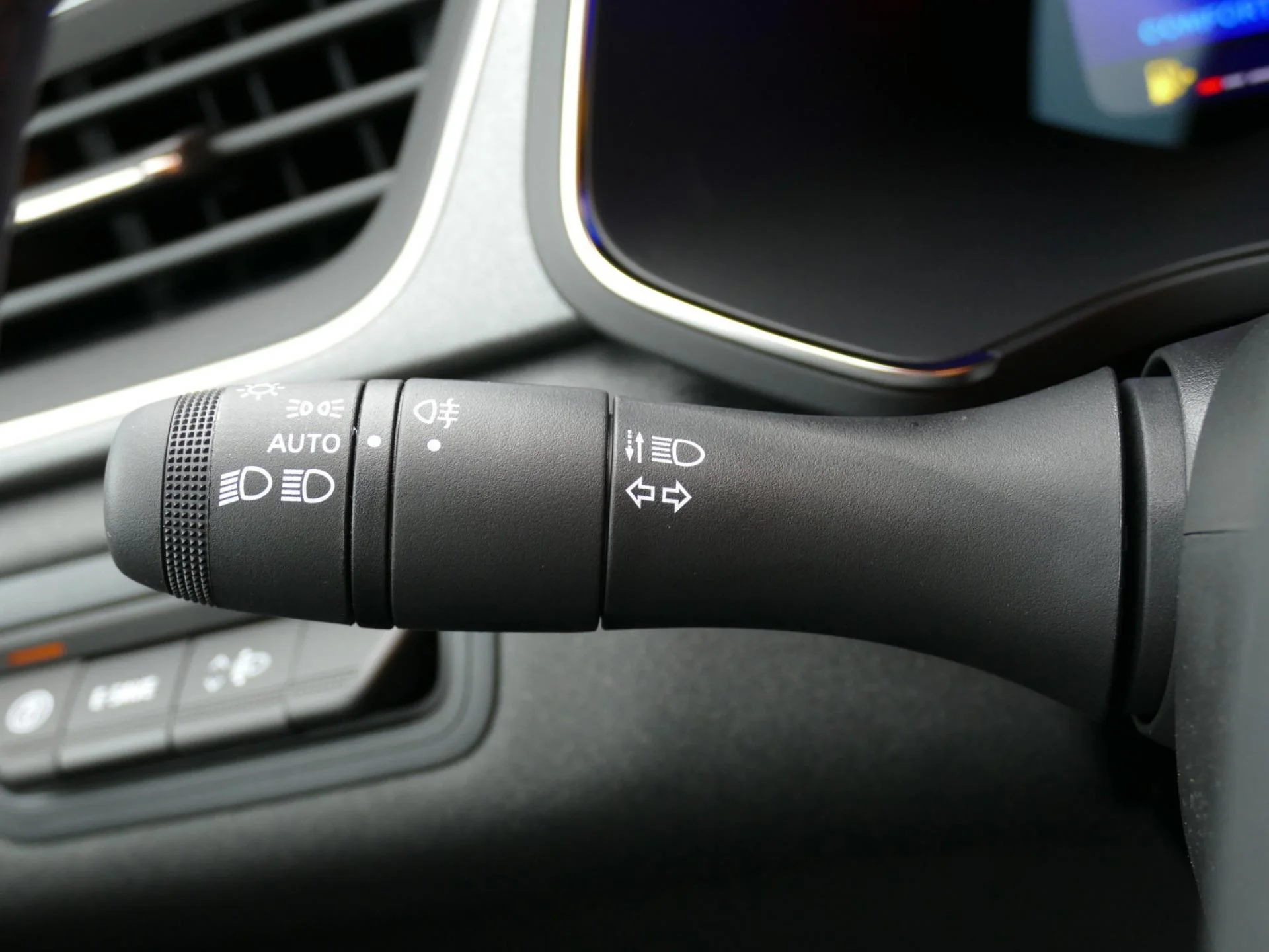 RENAULT Symbioz - Miniature 24 sur 32 - Cliquer pour voir cette photo