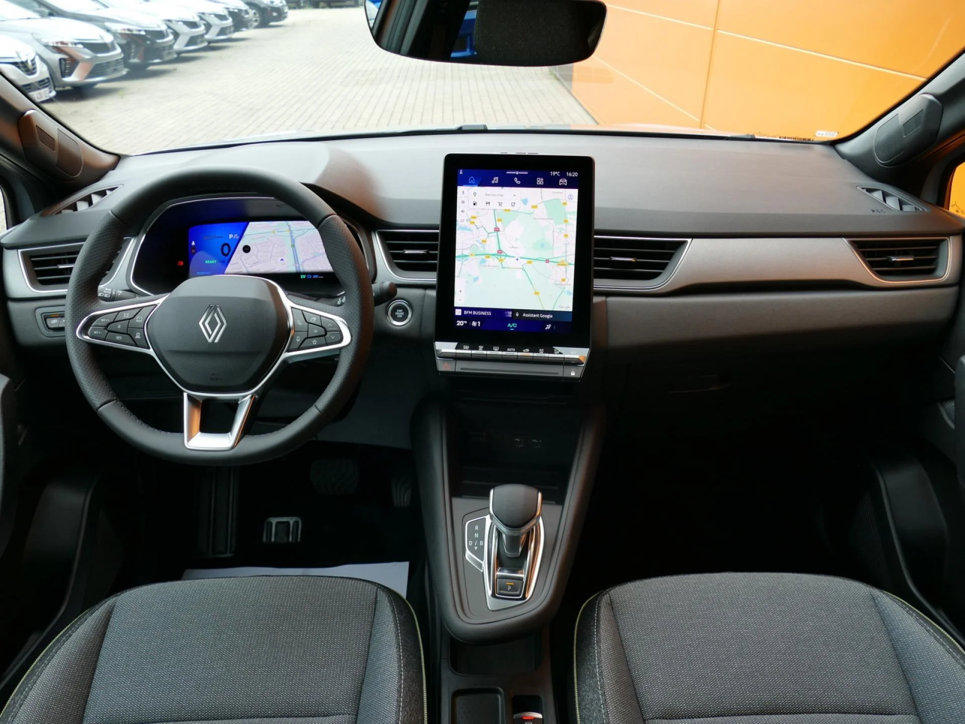 RENAULT Symbioz - Miniature 5 sur 32 - Cliquer pour voir cette photo