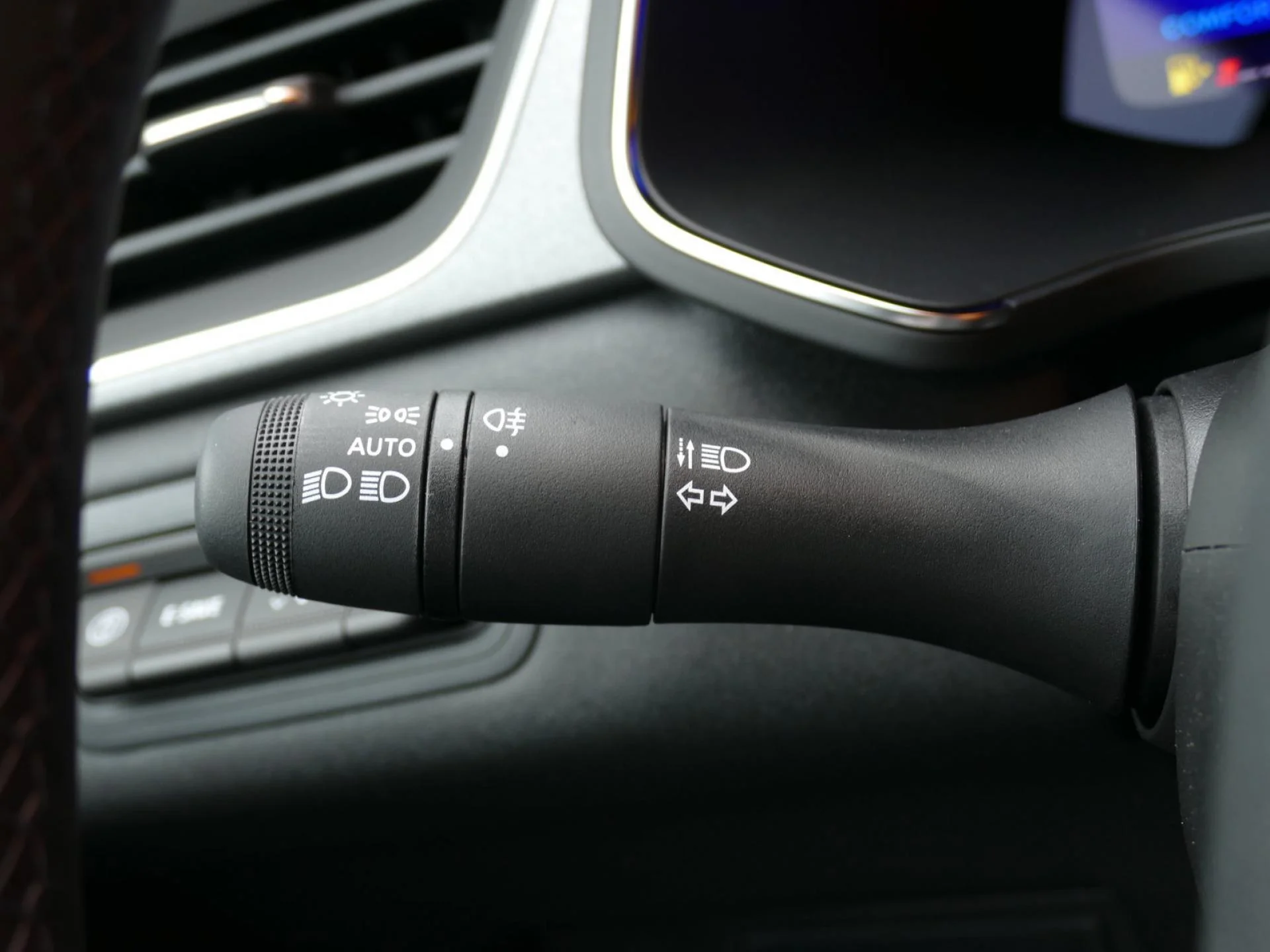 RENAULT Symbioz - Miniature 23 sur 32 - Cliquer pour voir cette photo