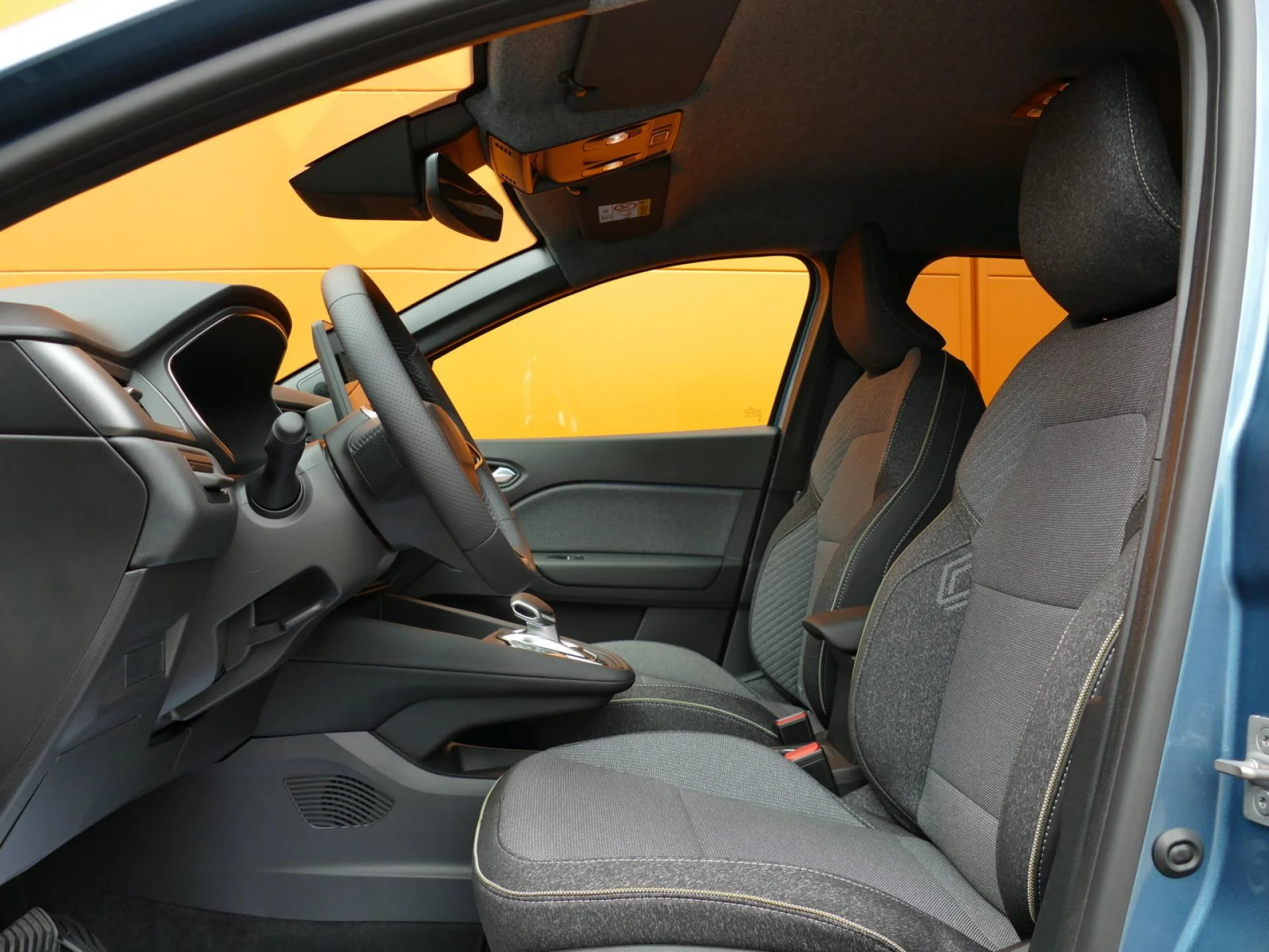 RENAULT Symbioz - Miniature 6 sur 32 - Cliquer pour voir cette photo