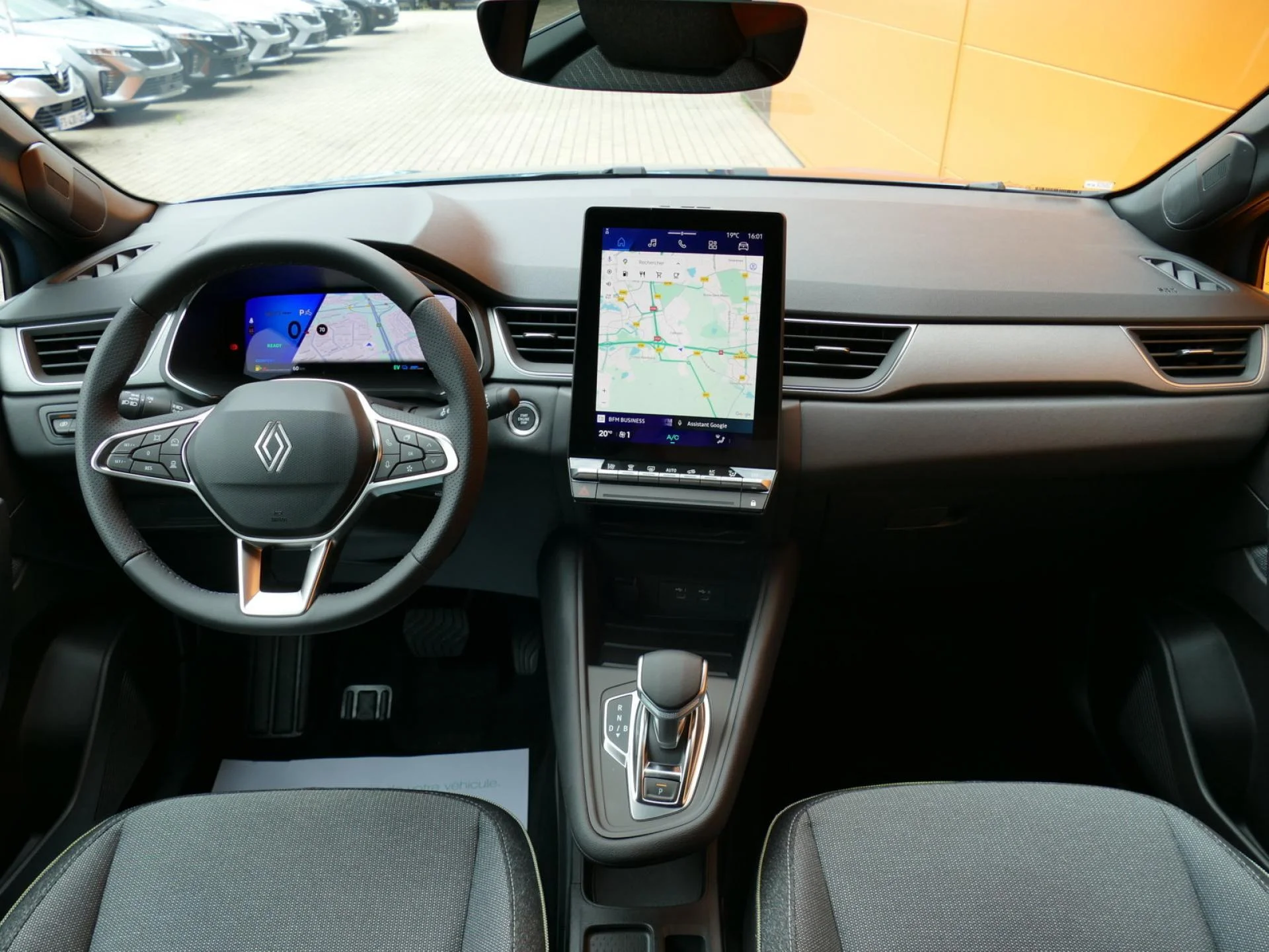 RENAULT Symbioz - Miniature 5 sur 32 - Cliquer pour voir cette photo