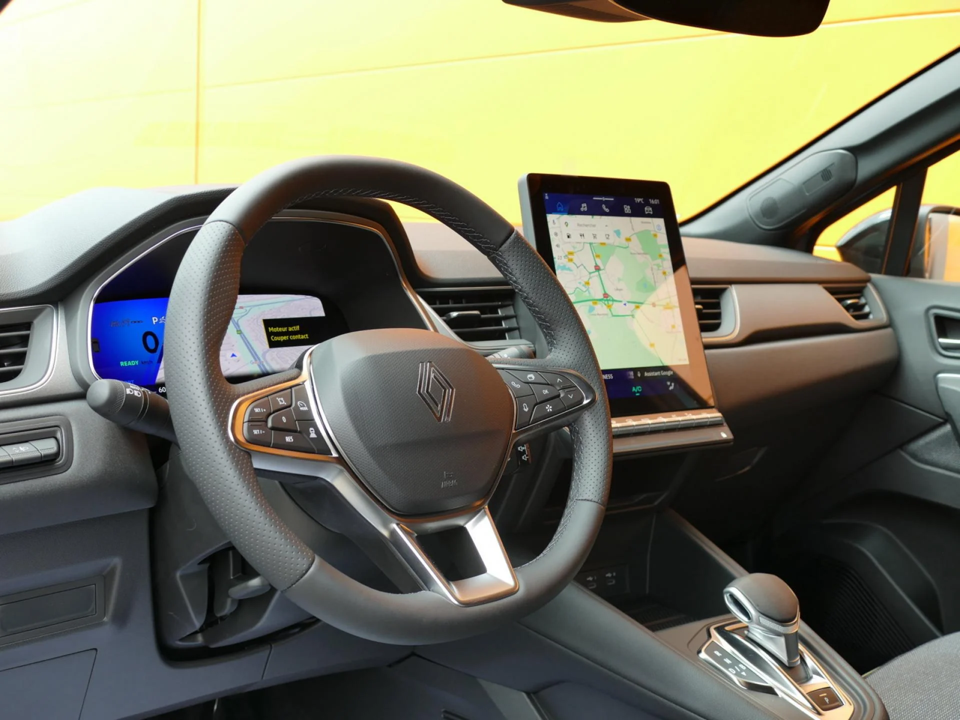 RENAULT Symbioz - Miniature 14 sur 32 - Cliquer pour voir cette photo