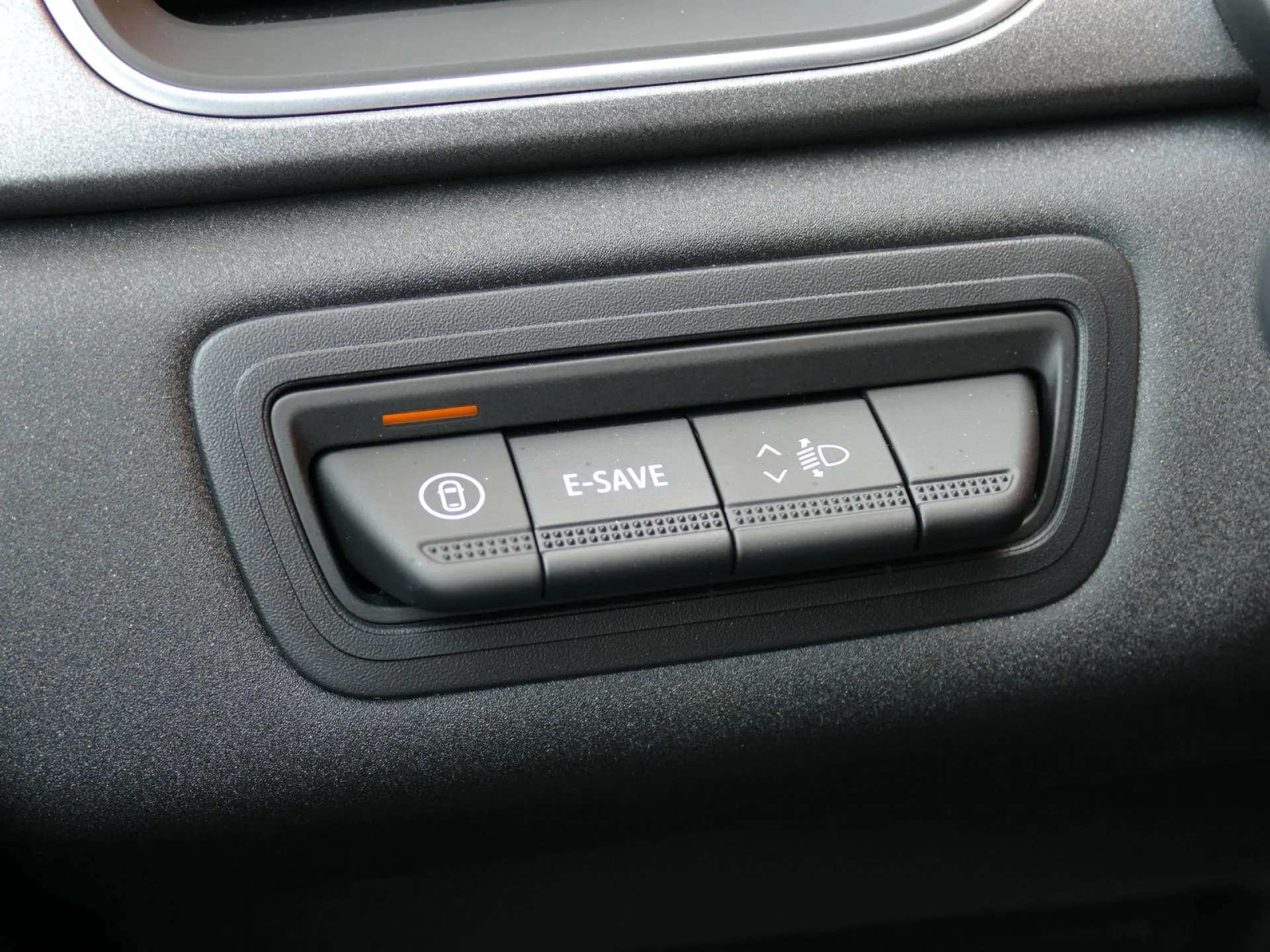 RENAULT Symbioz - Miniature 18 sur 32 - Cliquer pour voir cette photo