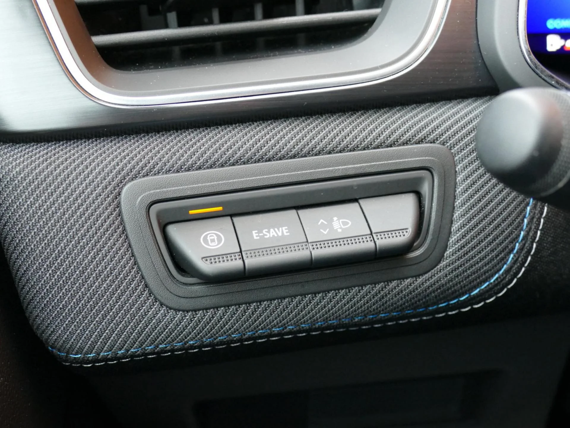 RENAULT Symbioz - Miniature 19 sur 32 - Cliquer pour voir cette photo