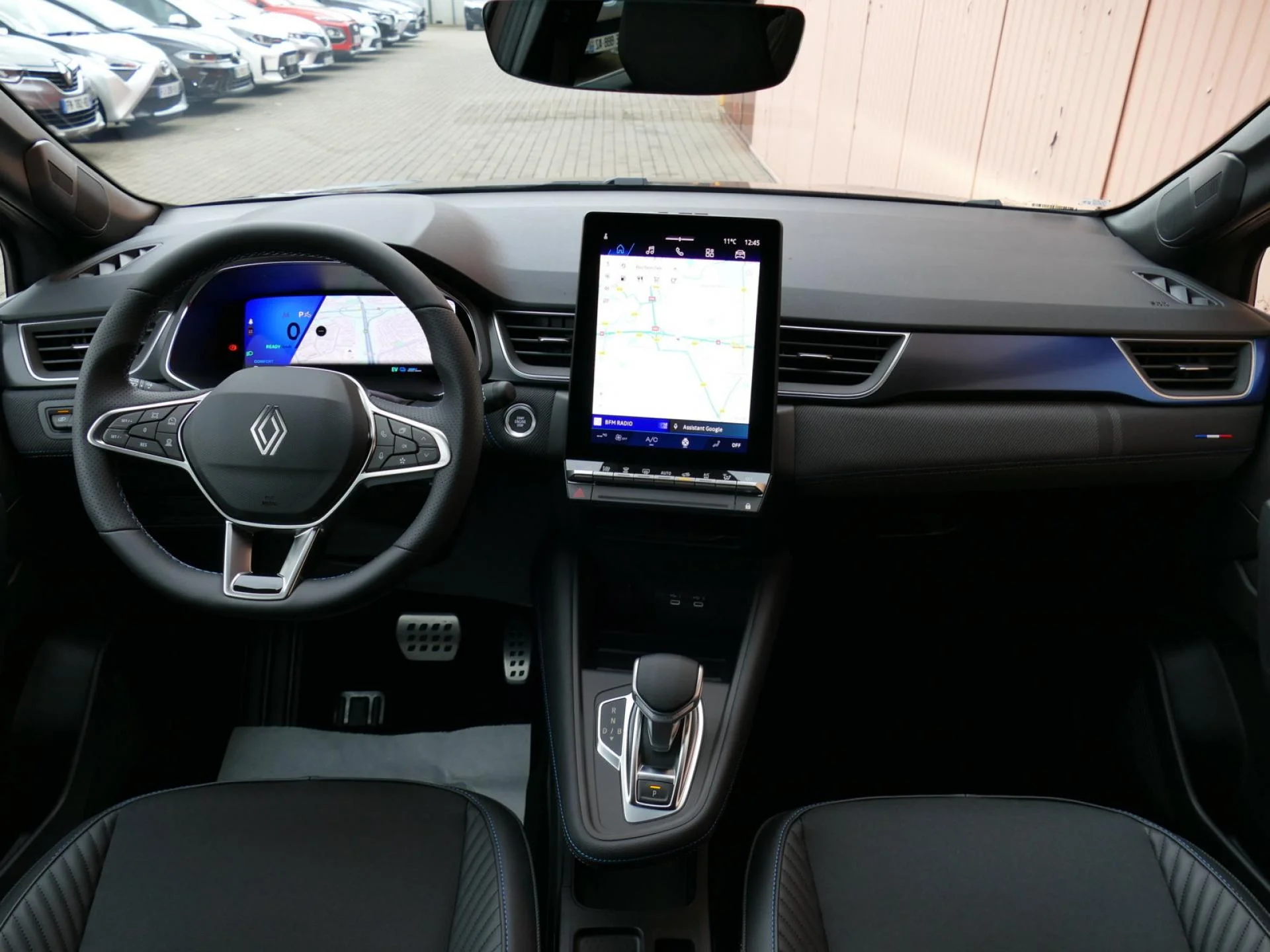 RENAULT Symbioz - Miniature 27 sur 33 - Cliquer pour voir cette photo