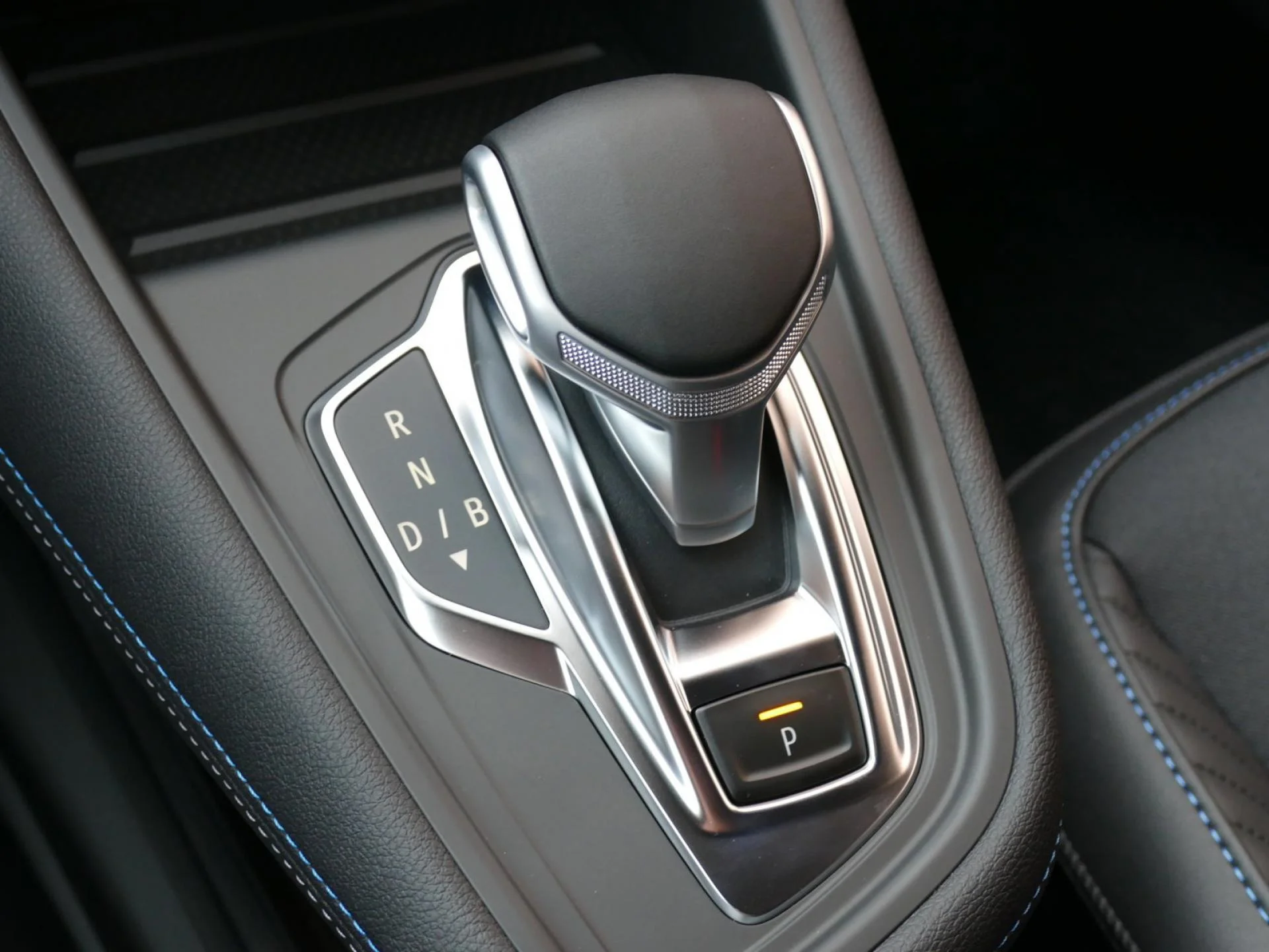 RENAULT Symbioz - Miniature 20 sur 33 - Cliquer pour voir cette photo