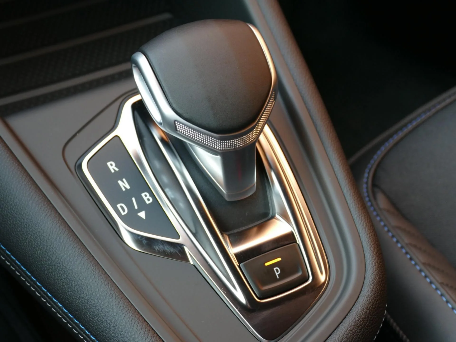 RENAULT Symbioz - Miniature 18 sur 34 - Cliquer pour voir cette photo