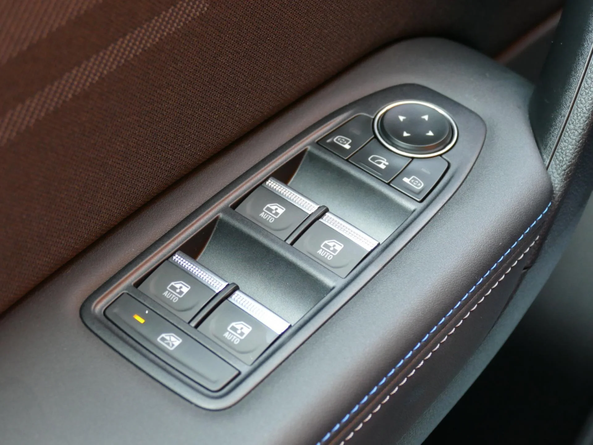 RENAULT Symbioz - Miniature 24 sur 34 - Cliquer pour voir cette photo