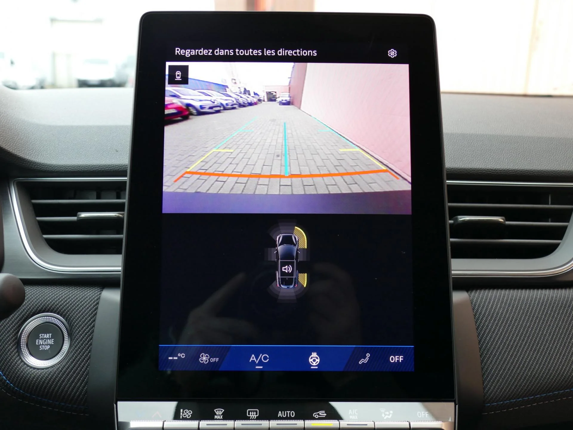 RENAULT Symbioz - Miniature 18 sur 35 - Cliquer pour voir cette photo