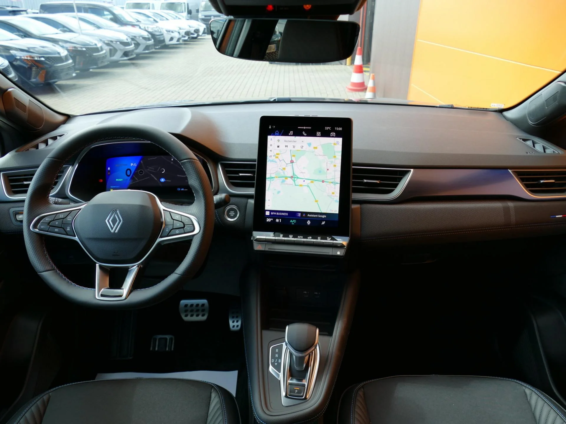 RENAULT Symbioz - Miniature 5 sur 35 - Cliquer pour voir cette photo