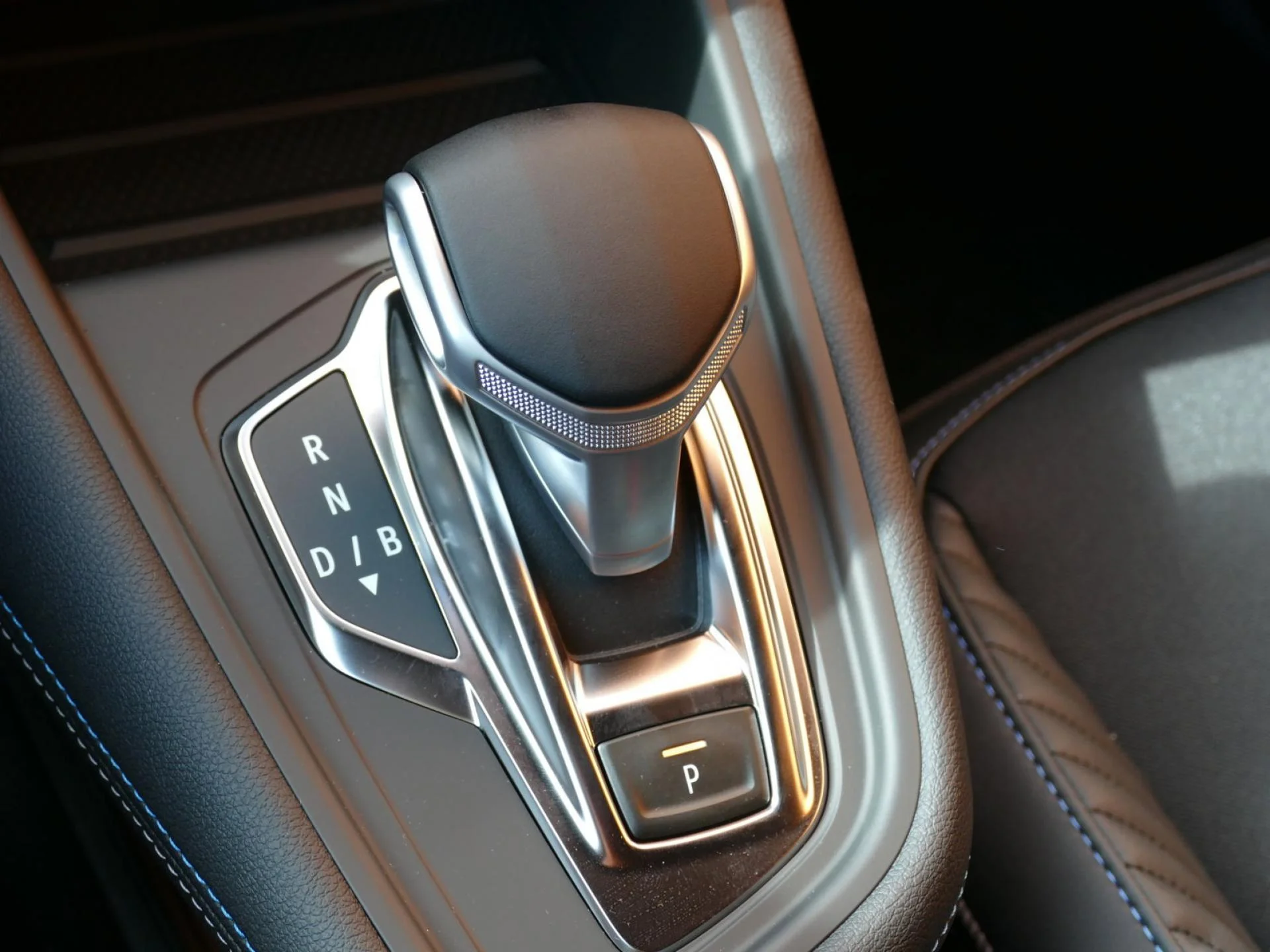 RENAULT Symbioz - Miniature 18 sur 35 - Cliquer pour voir cette photo
