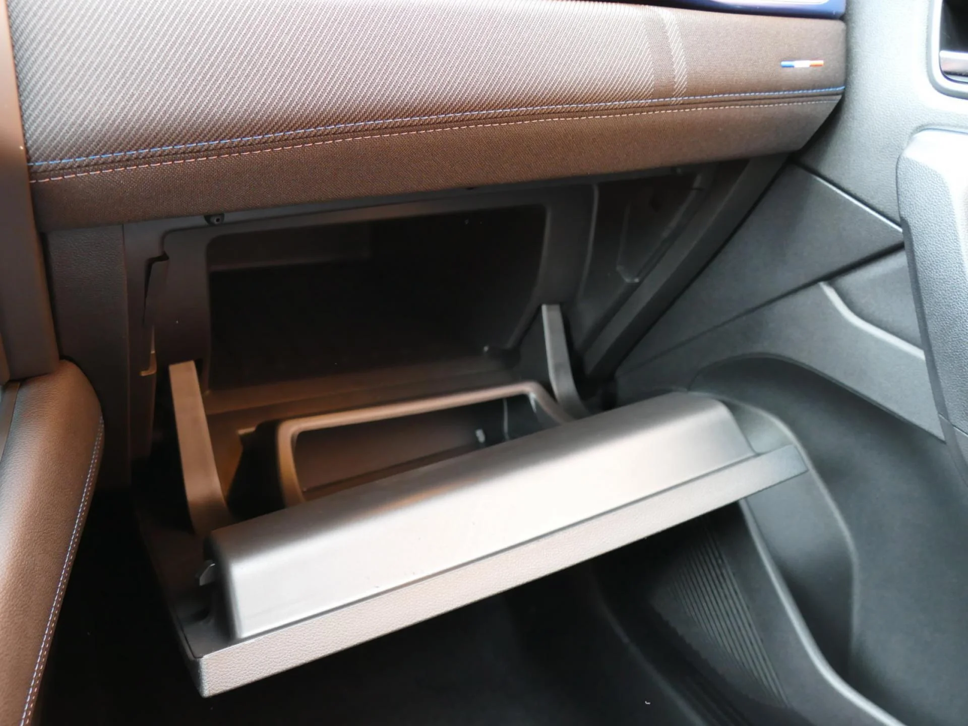 RENAULT Symbioz - Miniature 25 sur 36 - Cliquer pour voir cette photo