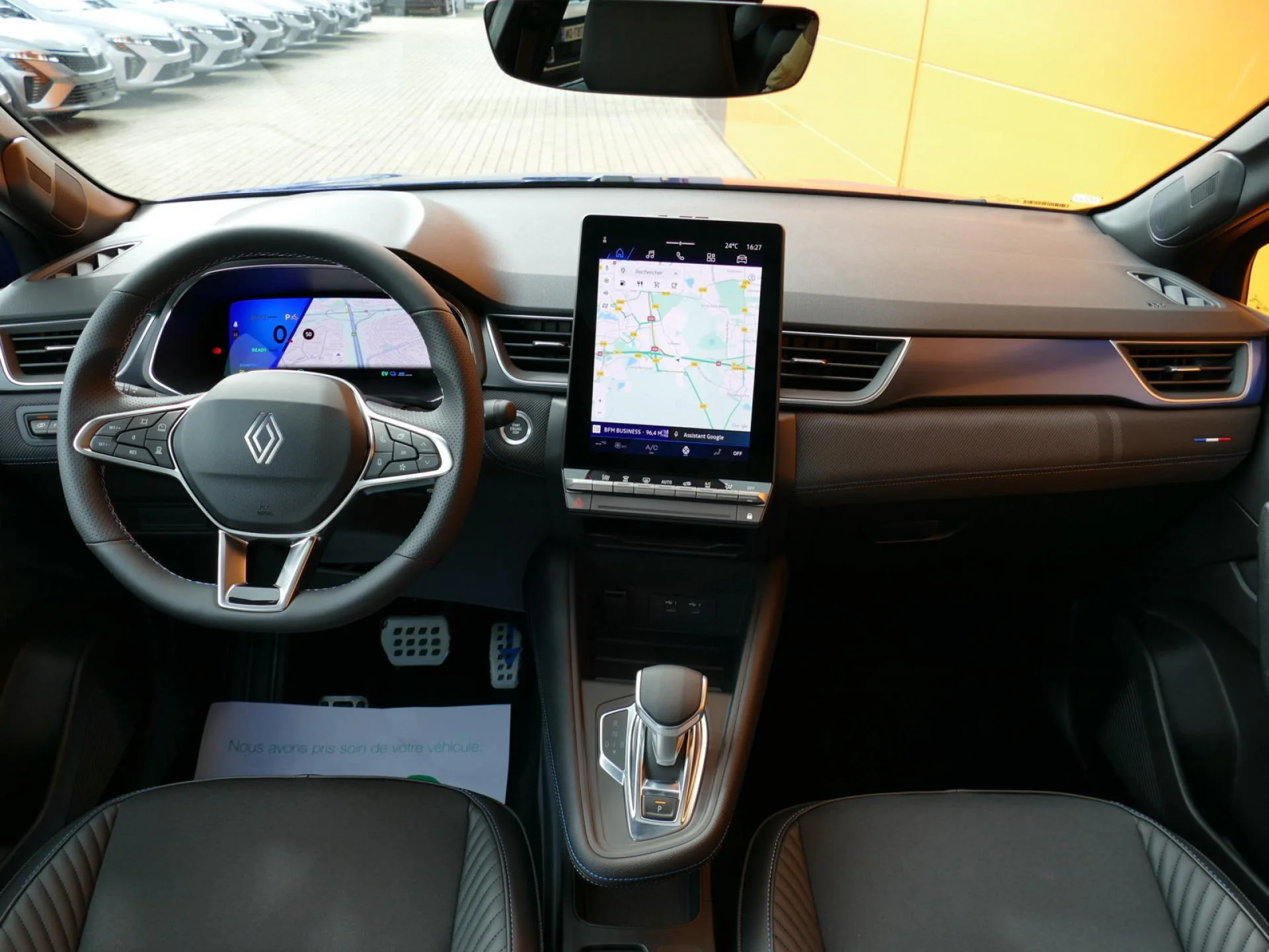 RENAULT Symbioz - Miniature 18 sur 33 - Cliquer pour voir cette photo