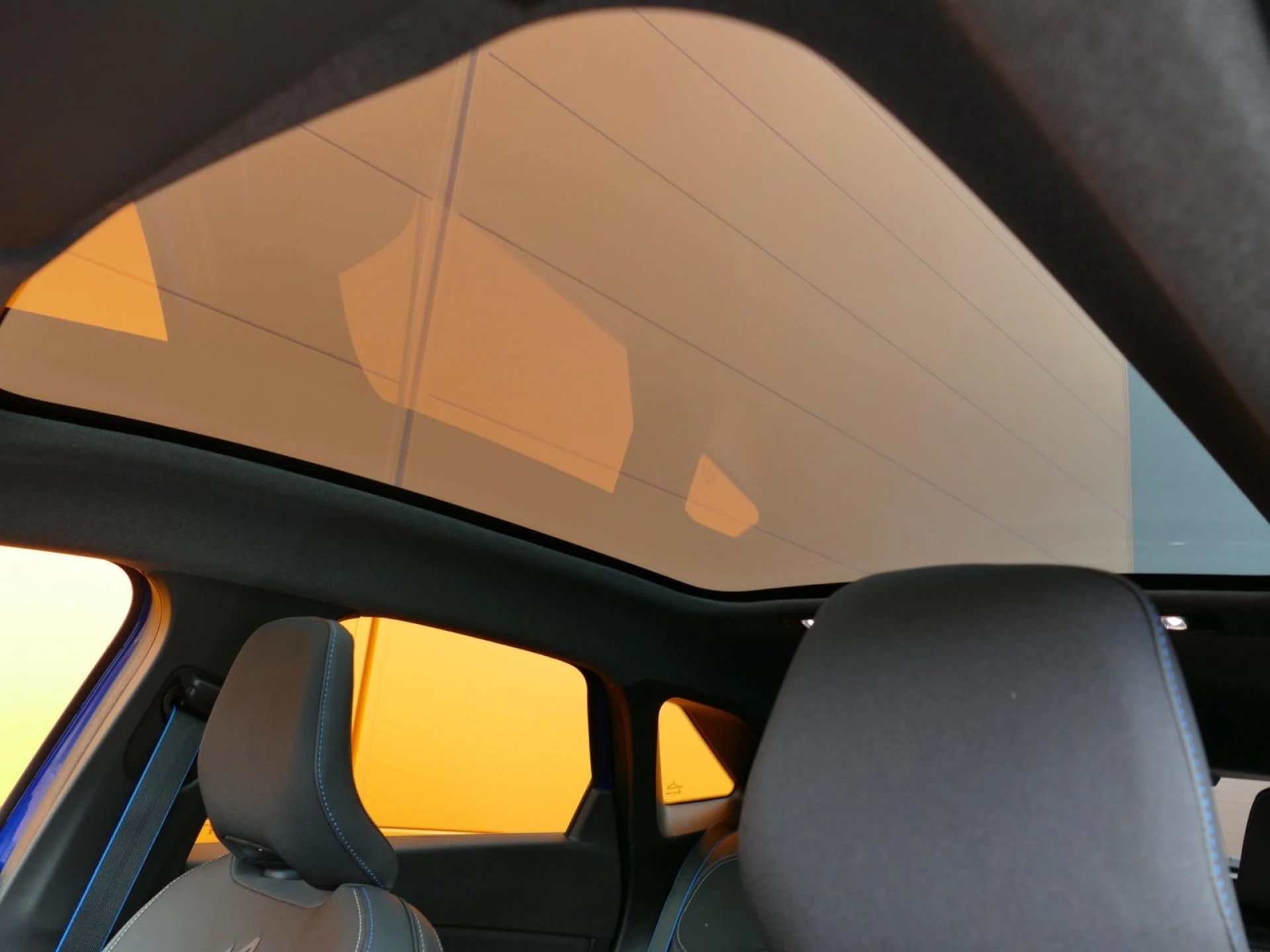 RENAULT Symbioz - Miniature 26 sur 33 - Cliquer pour voir cette photo