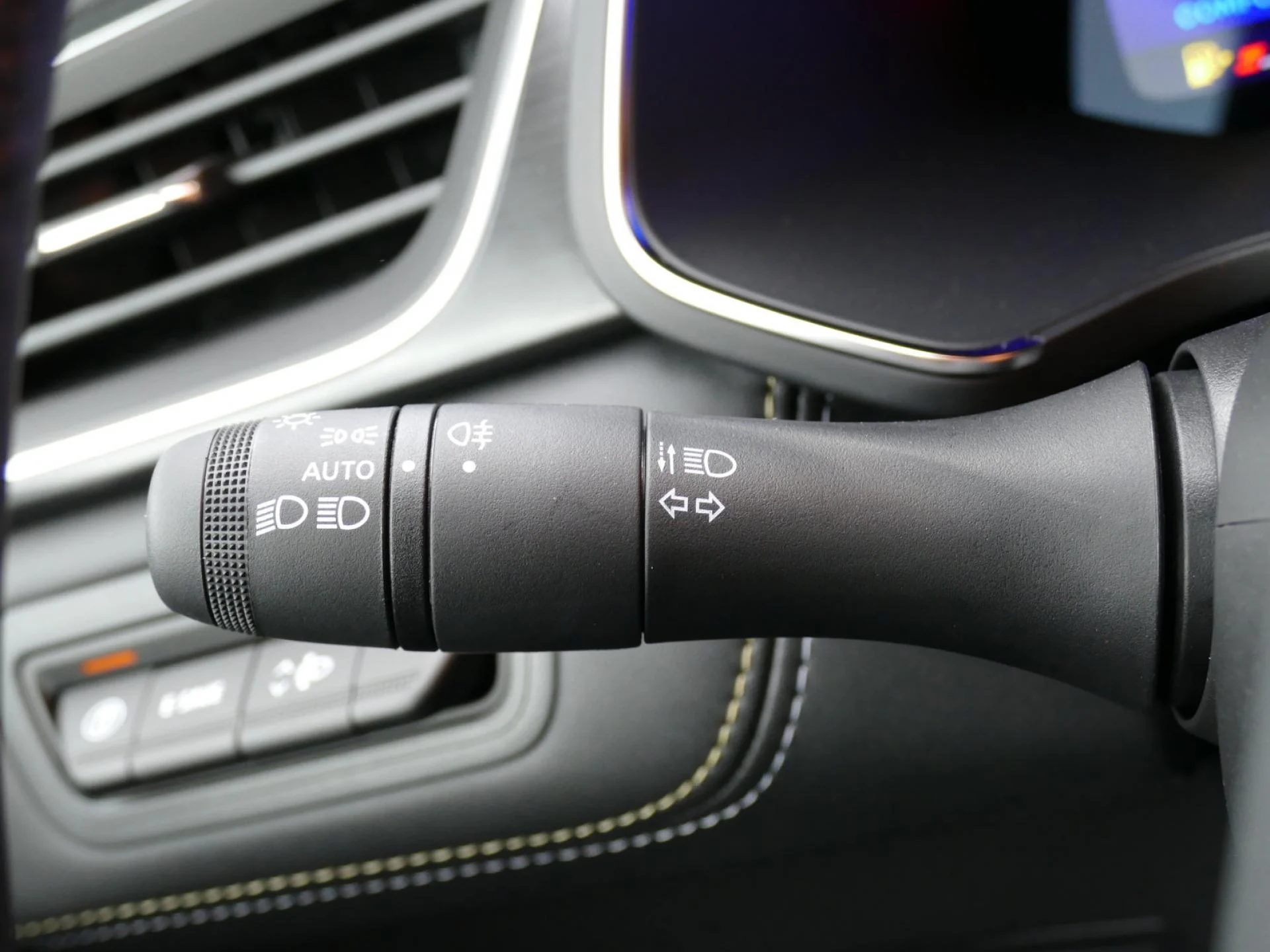 RENAULT Symbioz - Miniature 27 sur 35 - Cliquer pour voir cette photo