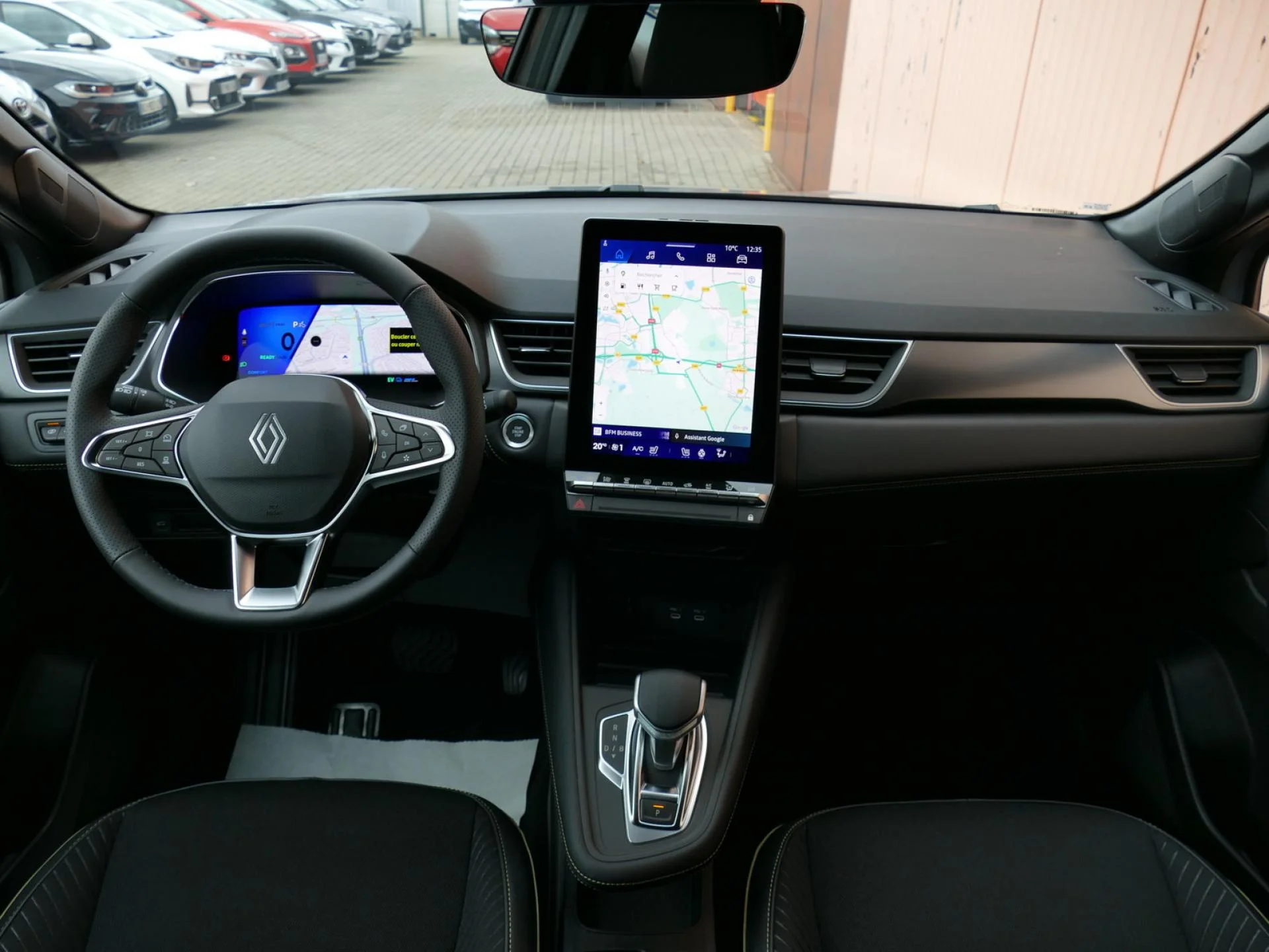 RENAULT Symbioz - Miniature 16 sur 35 - Cliquer pour voir cette photo